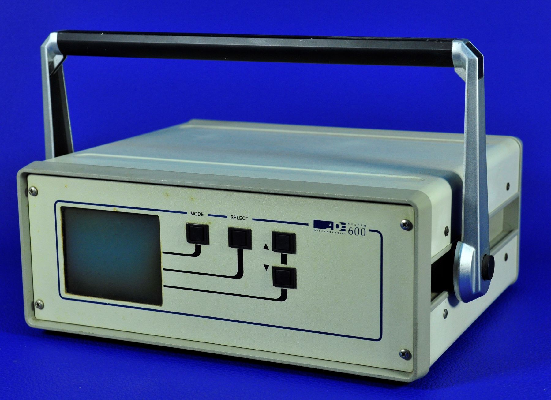 841 ADE TECHNOLOGIES CAPACITANCE METER SYSTEM 600