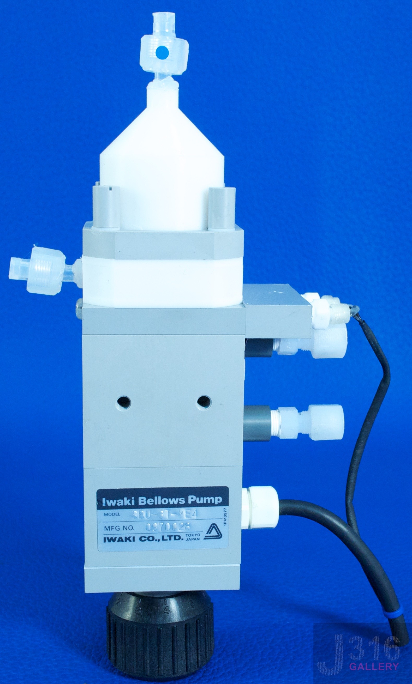 1394 IWAKI BELLOWS PUMP SBU-3T-ME4