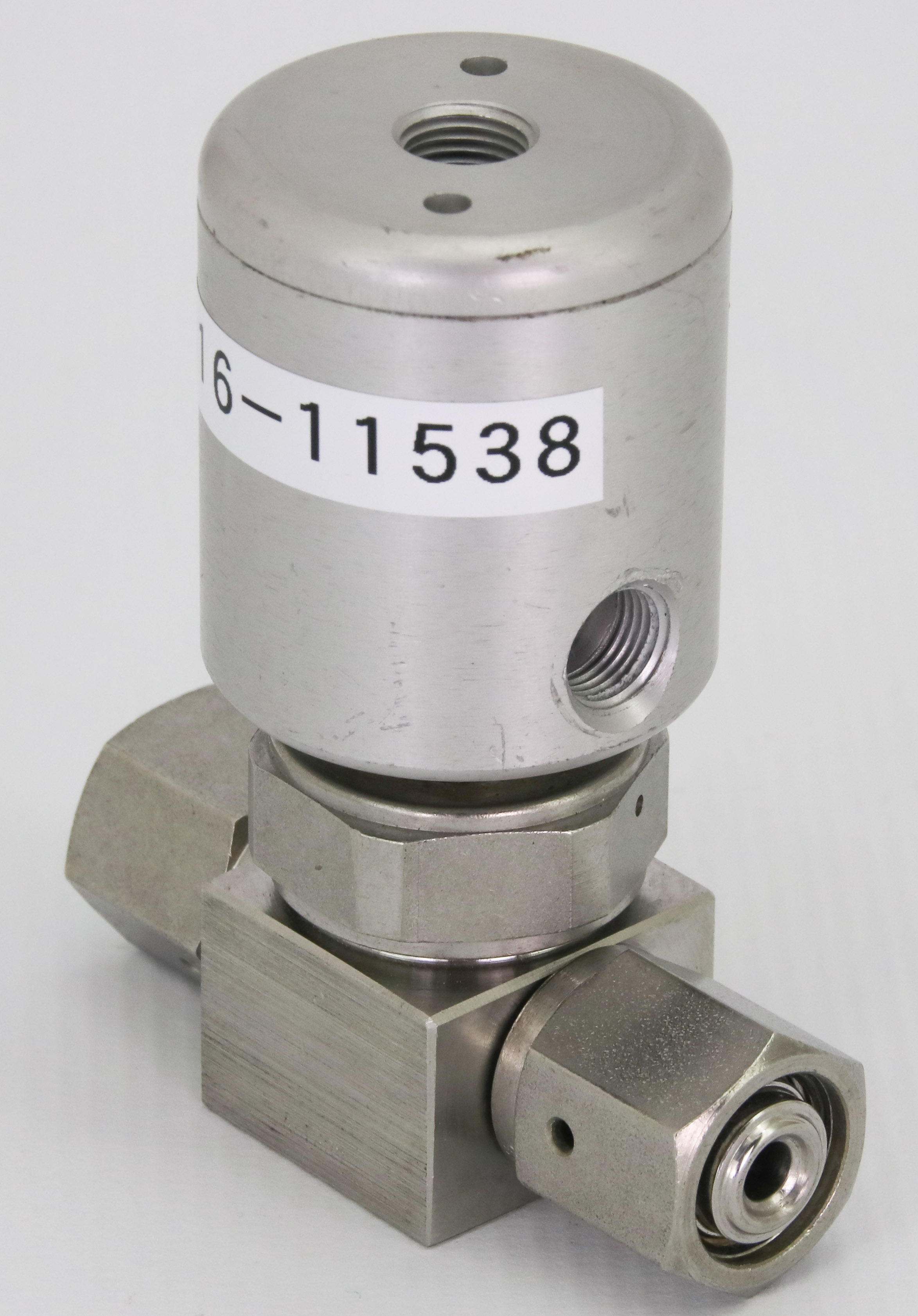 11538 SWAGELOK DIAPHRAGM VALVE, 1/4″ FVCR 6LV-DAFR4-P-C – J316Gallery