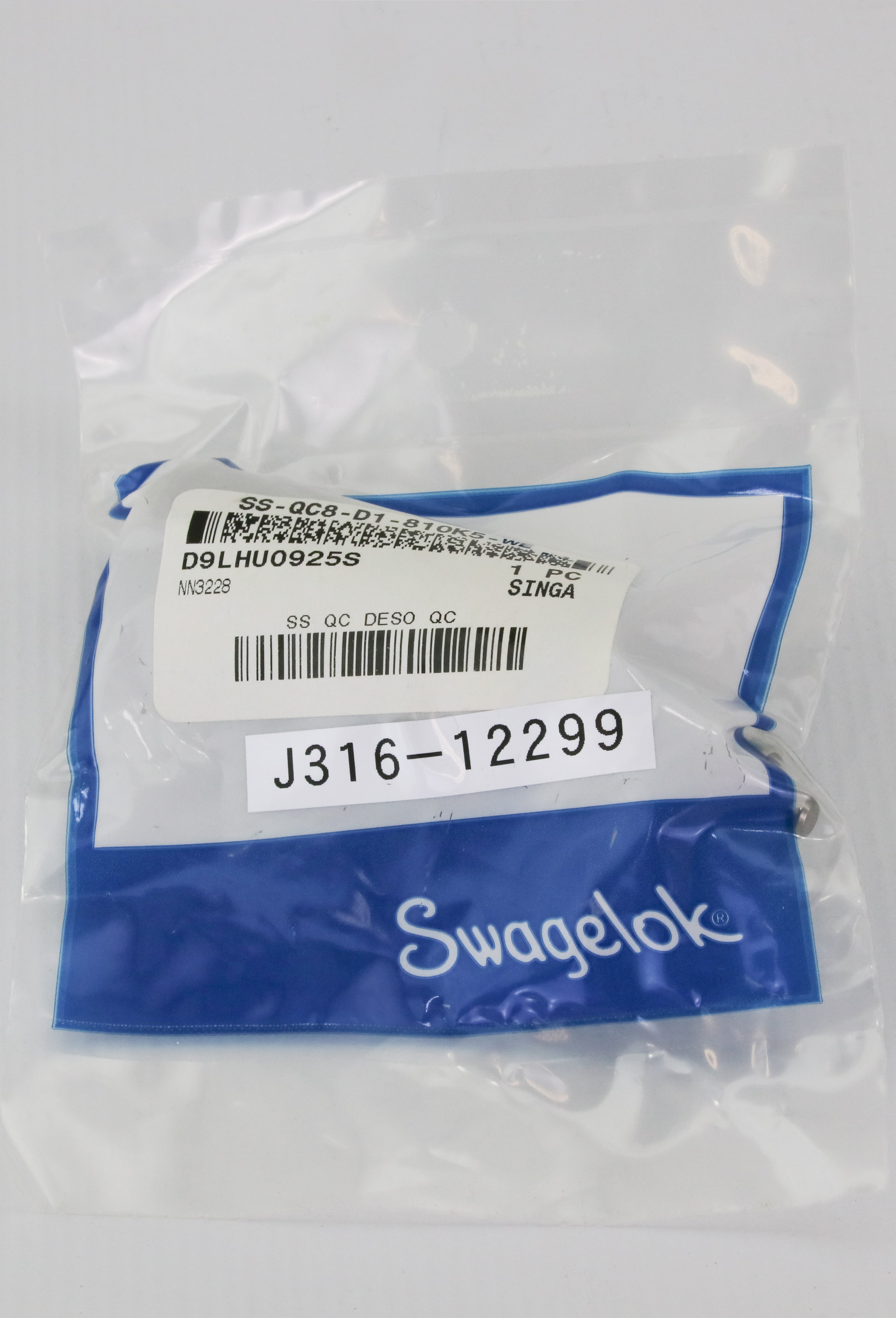 12299 SWAGELOK ½” QUICK CONNECTS, BULKHEAD STEMS, DESO (NEW)… – J316Gallery