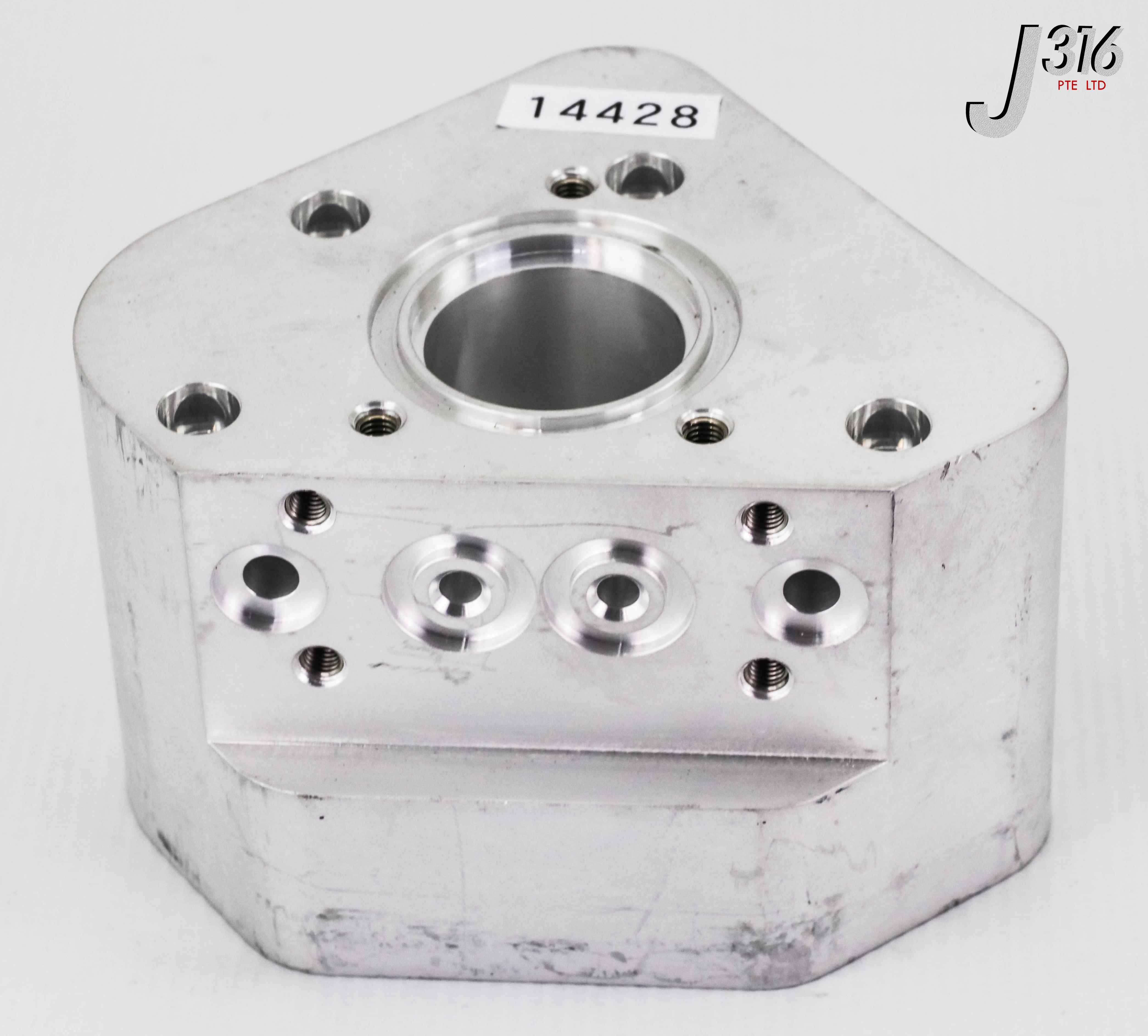 14428 APPLIED MATERIALS MANIFOLD, OUT, RH, 200MM, PRODUCER, SACVD 0040-47028
