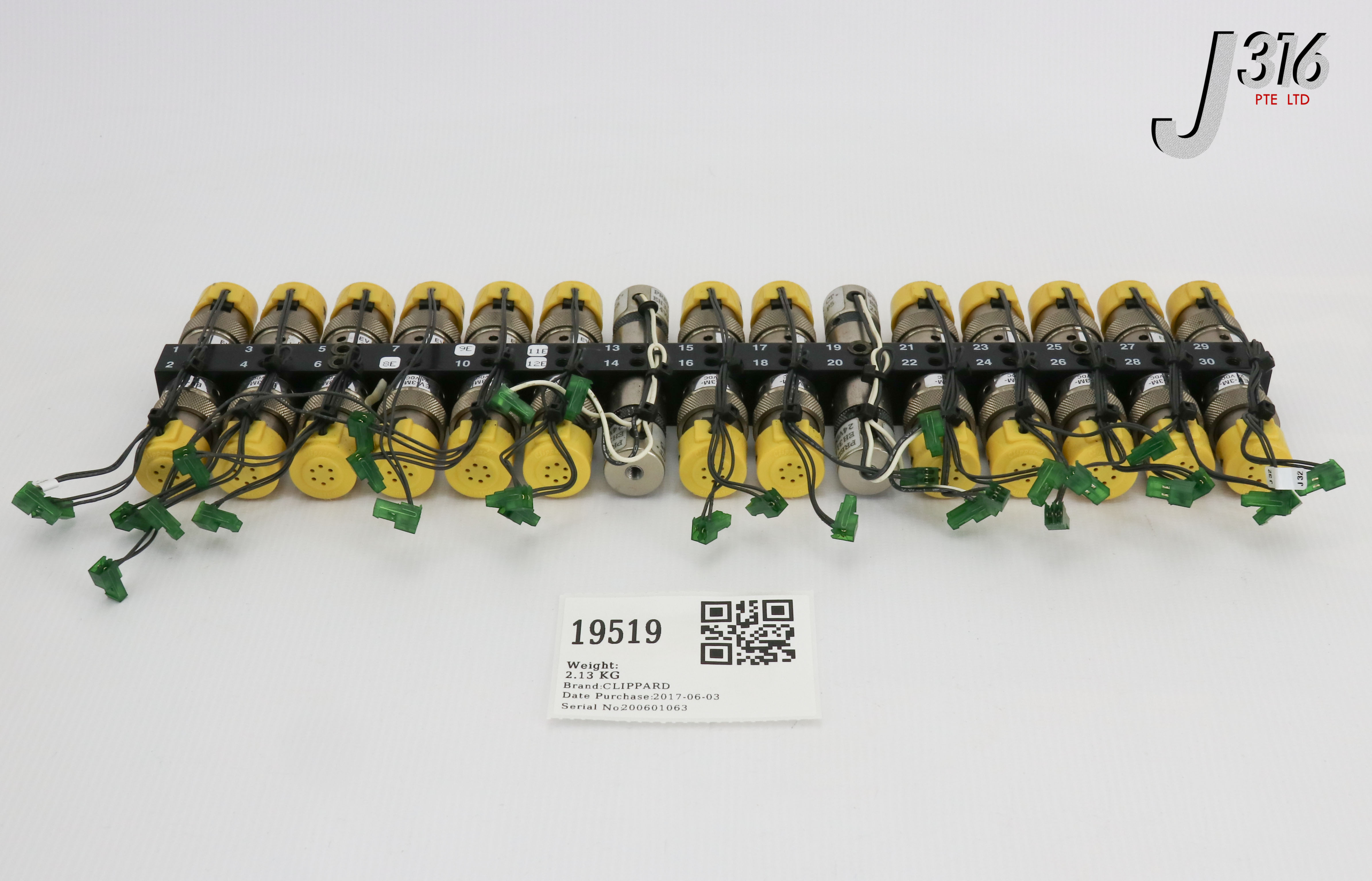 19519 CLIPPARD 30 SLOTS MANIFOLD ASSY W/ 30 VALVES EV-3M-24VDC