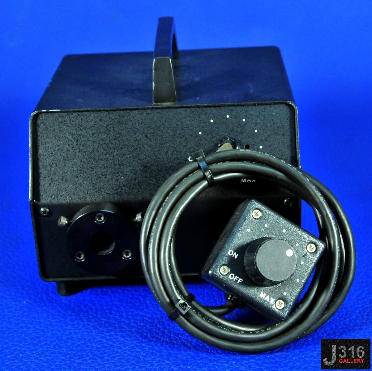 2305 OEM OPTICAL LIGHT SOURCE -