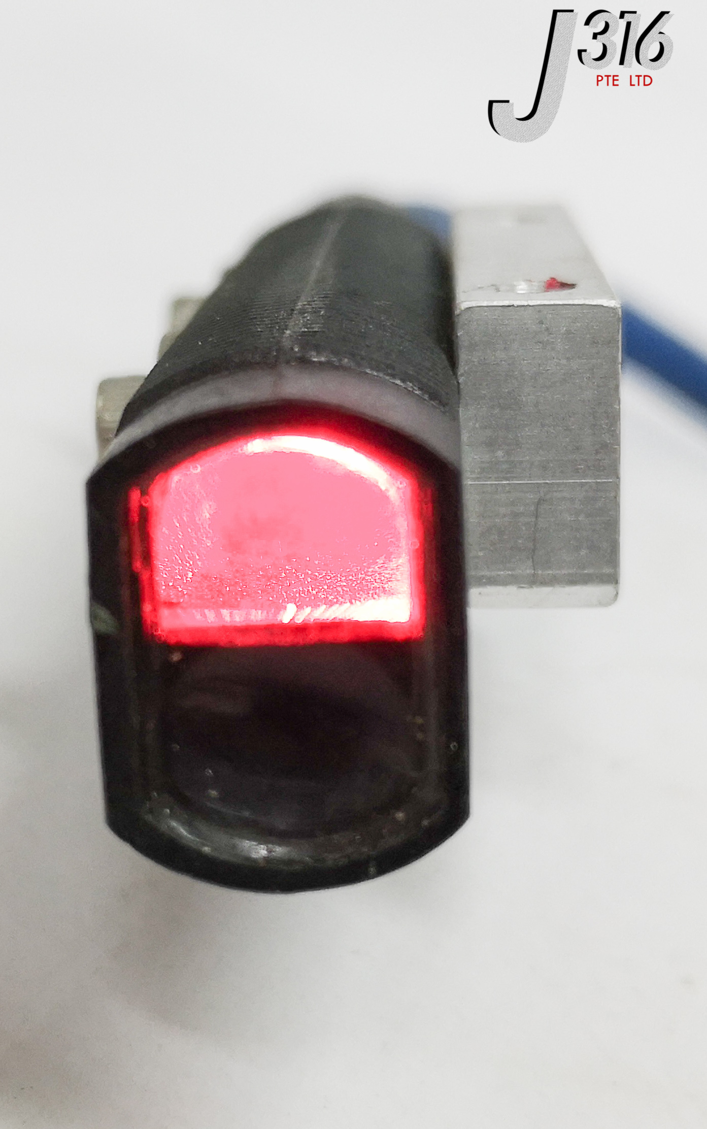2756 CUTLER-HAMMER COMET SERIES 25 FT REFLEX SENSOR 14102AS5170