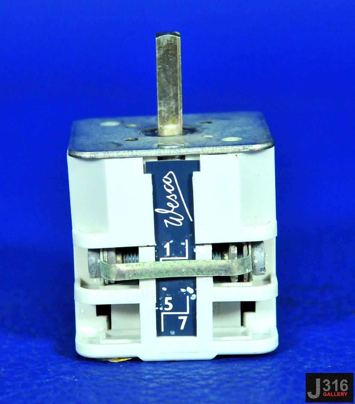 2799 WESCO PRODUCT U 10 G 3713 N