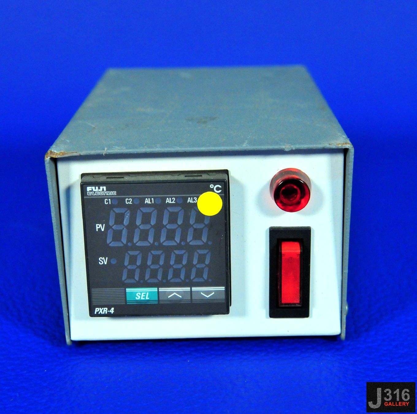 2979 FUJI ELECTRIC TEMPERATURE CONTROLLER AC POWERED PXR-4