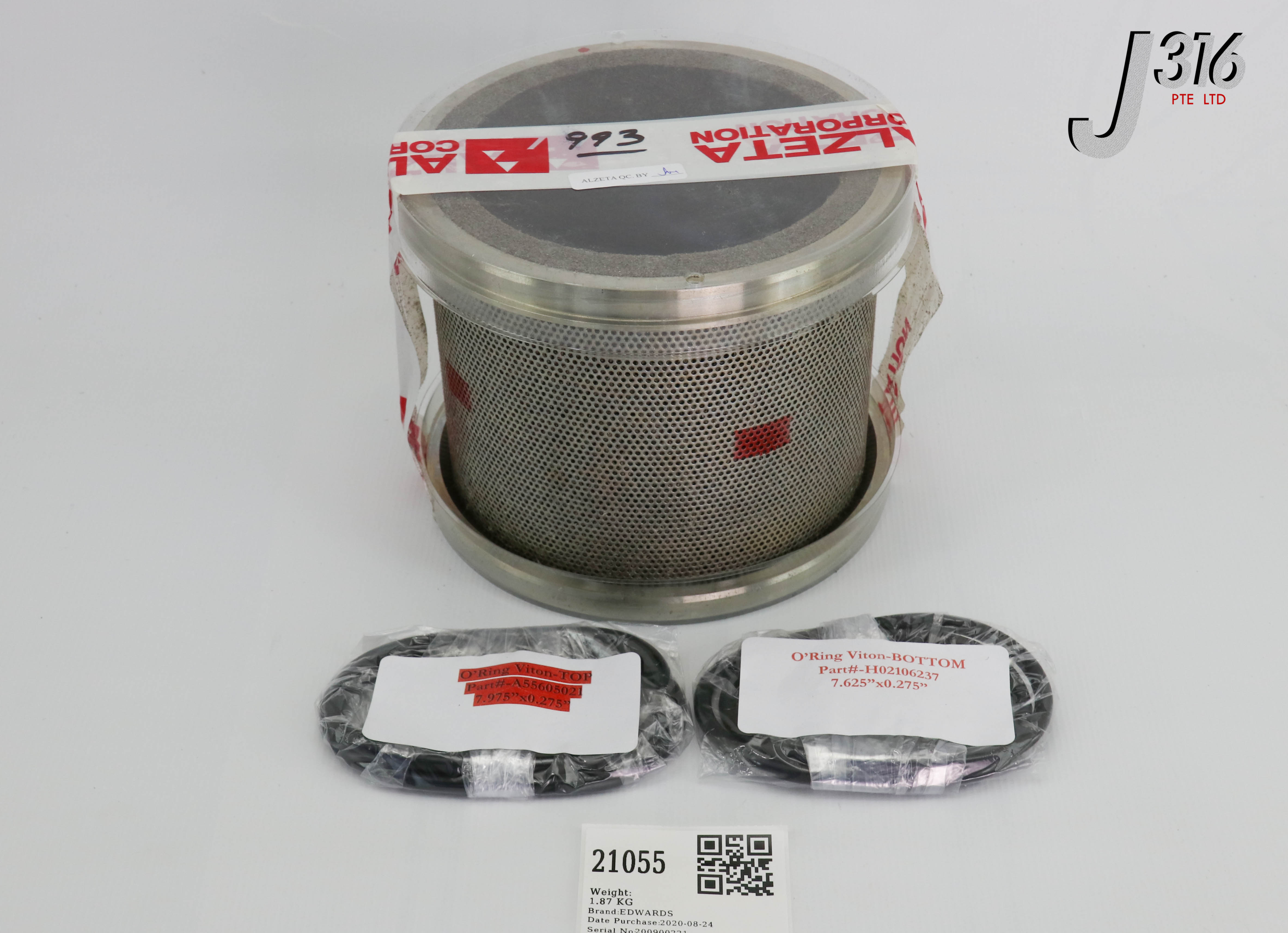 21055 EDWARDS BRNR LNR 6" X 6" DIA HT W/ ORING H02106237 & 55605021 Y04511532