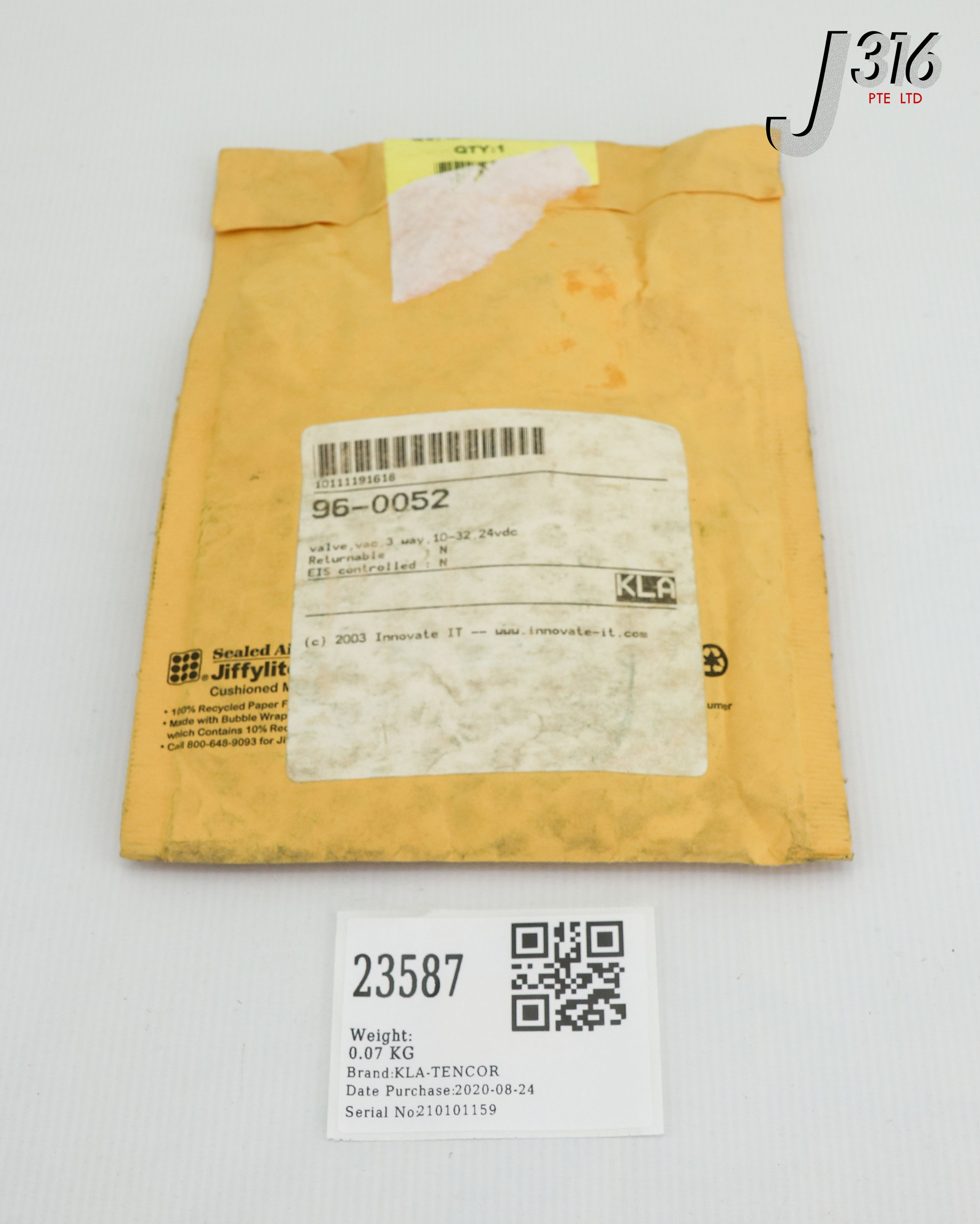 23587 KLA-TENCOR VALVE, VAC, 3 WAY, 10-32 ,24VDC (NEW) 96-0052