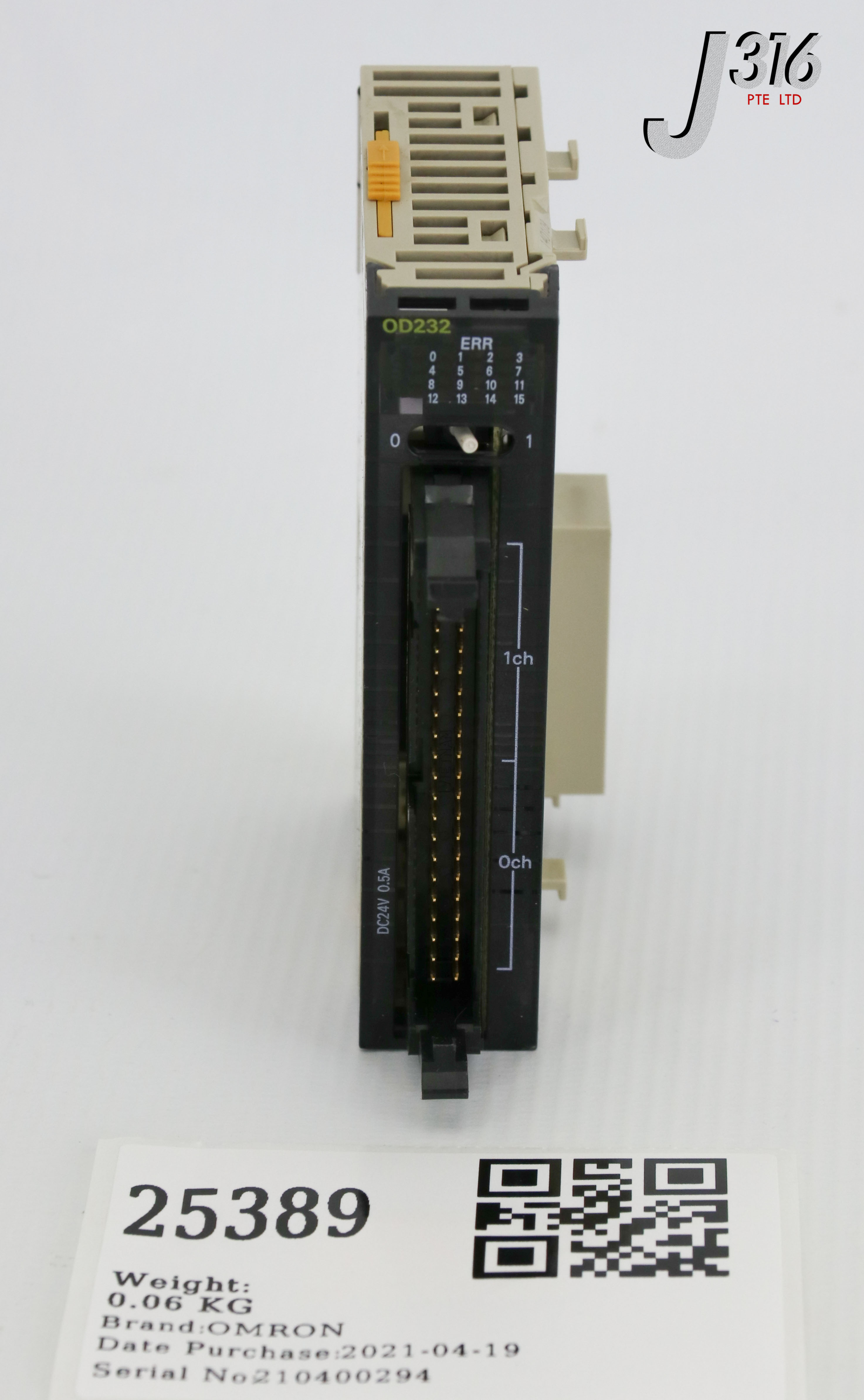 25389 OMRON OUTPUT UNIT CJ1W-OD232
