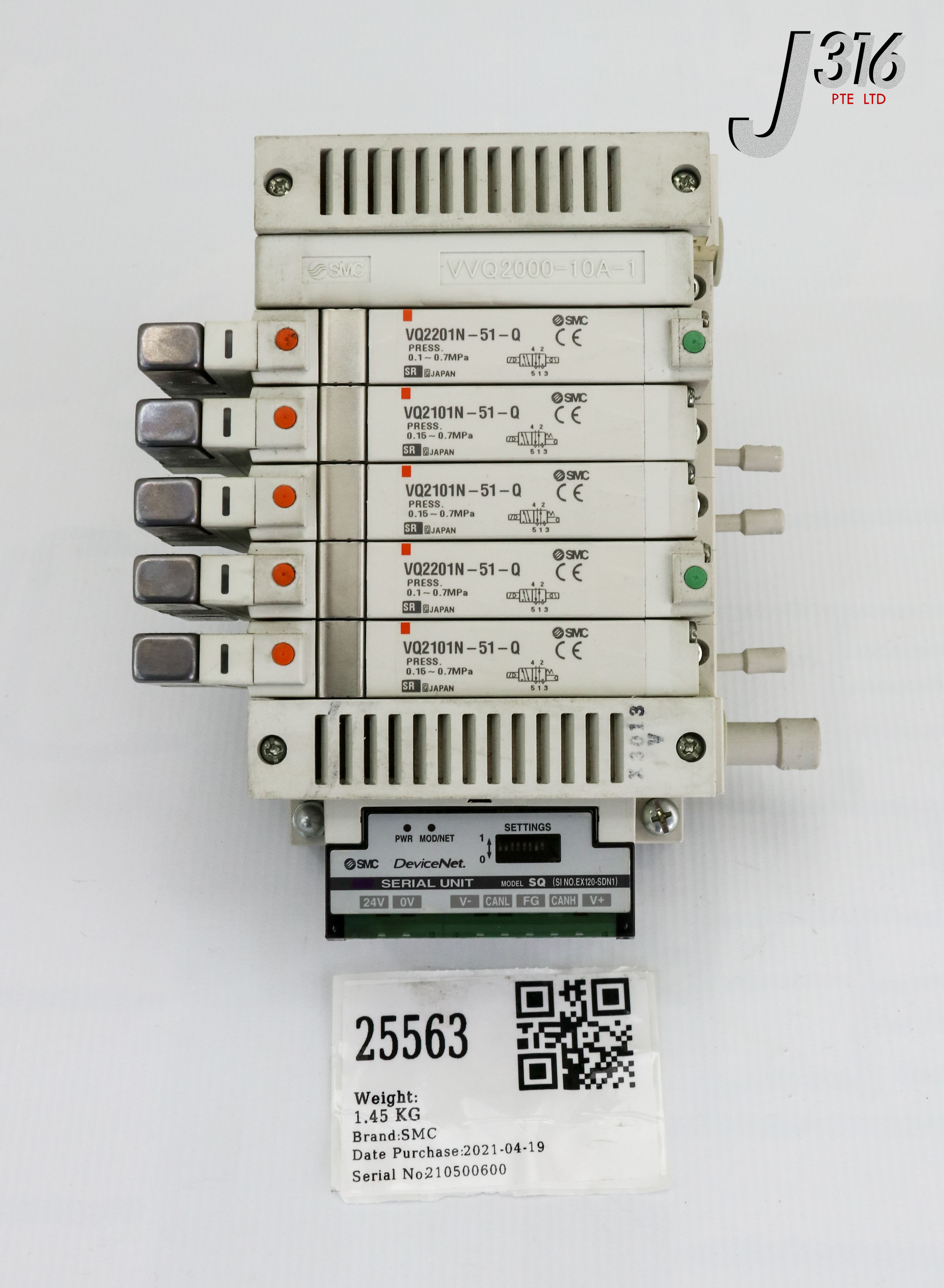 25563 SMC 6 SLOT SOLENOID MANIFOLD W/ 3X VQ2101N-51-Q, 2X VQ2201N-51-Q EX120-SDN1-X2
