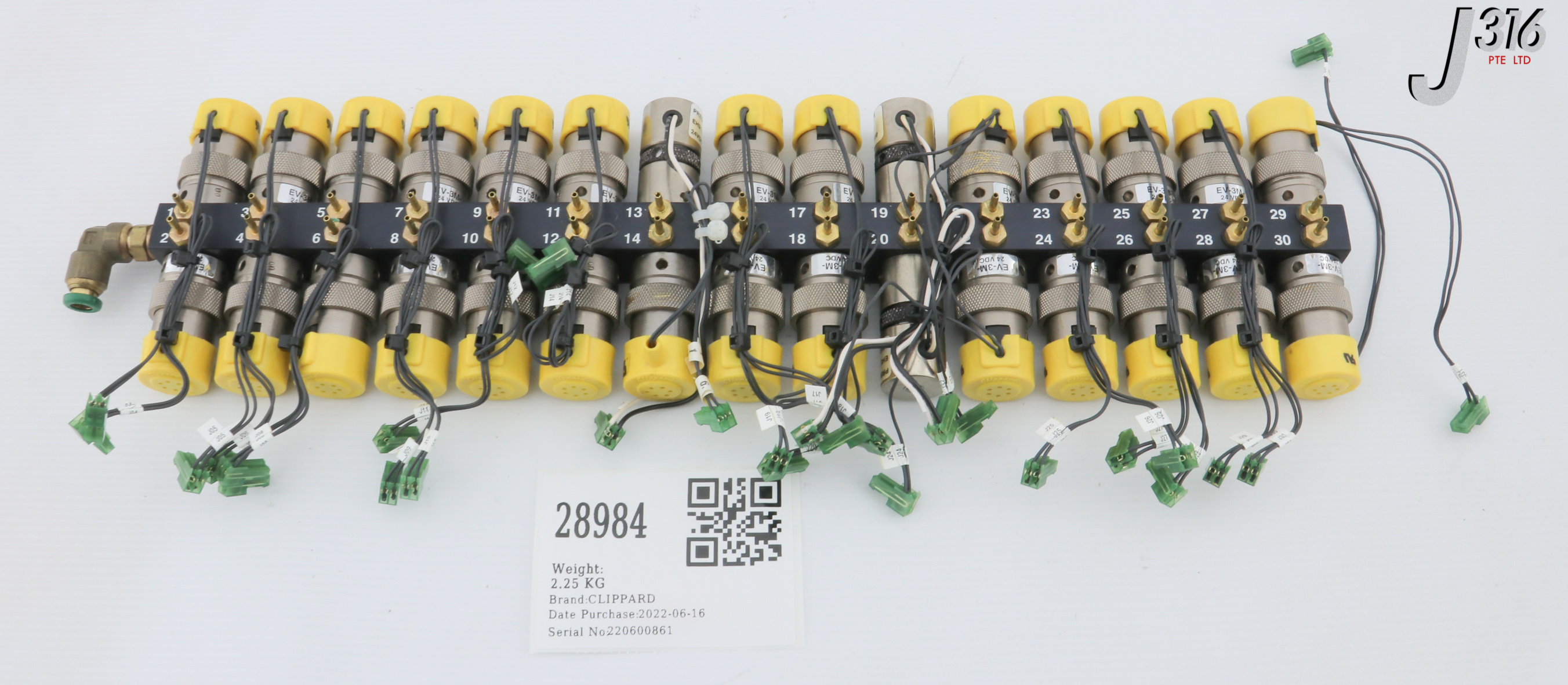 28984 CLIPPARD 30-SLOT MANIFOLD ASSY W/ 30 VALVES EV-3M-24VDC