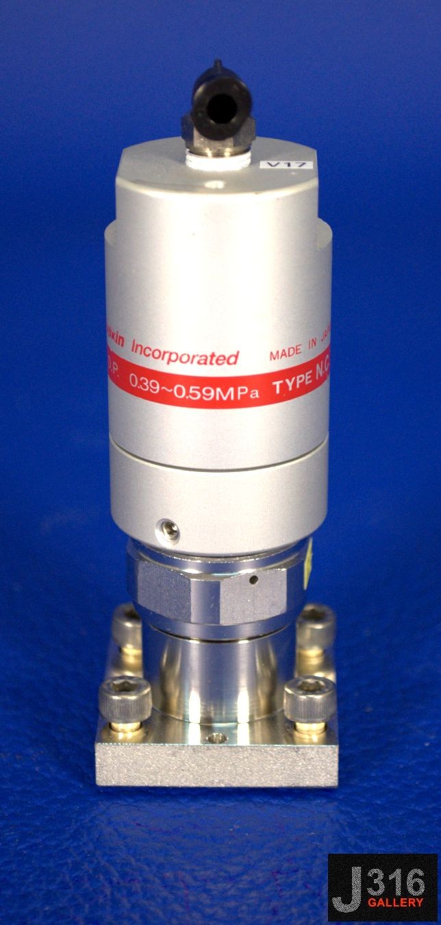 3067 FUJIKIN PNEUMATIC DIAPHRAGM VALVE 0.39 ~ 0.59 MPa 094150