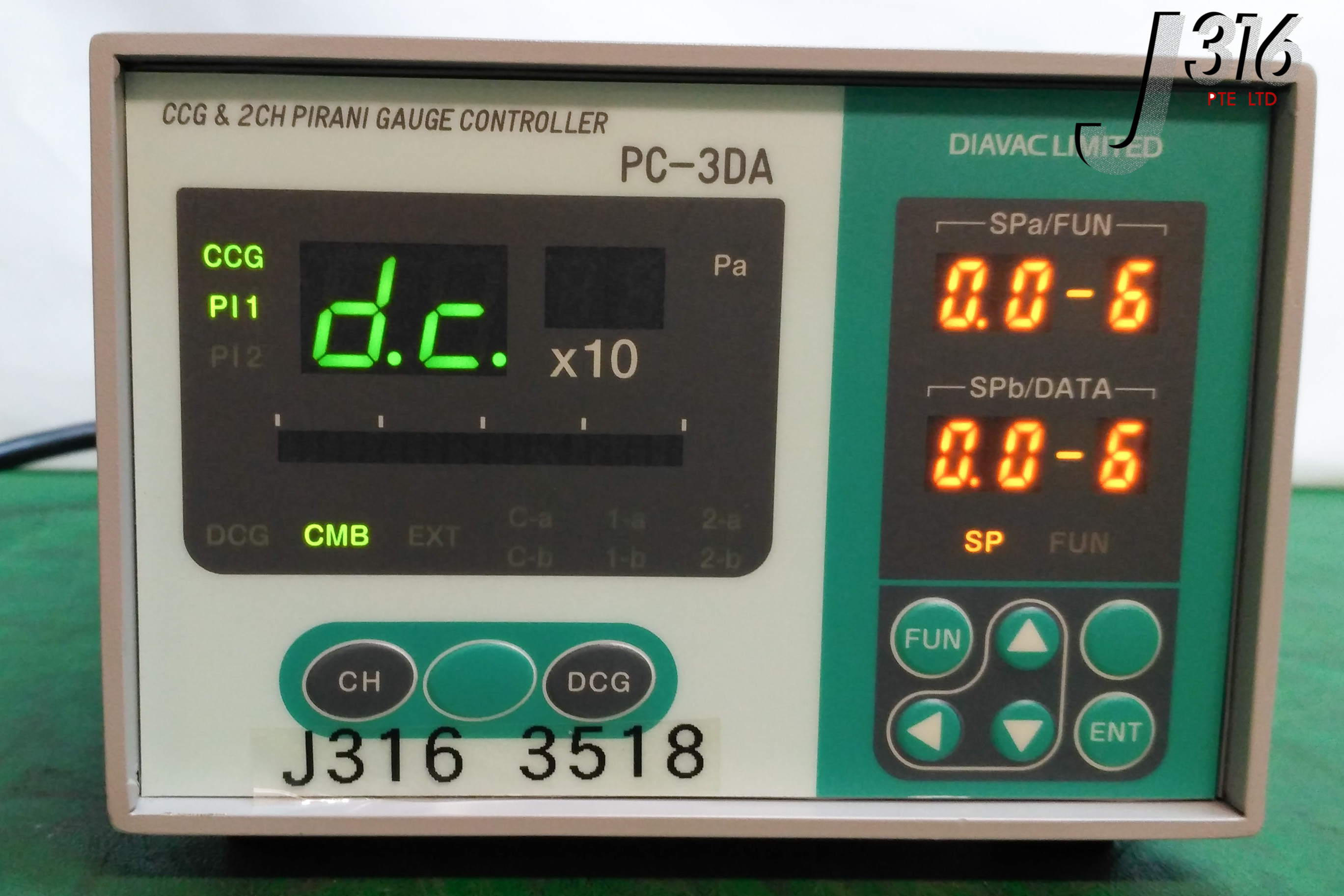 3518 DIAVAC LIMITED CCG & 2CH PIRANI GAUGE CONTROLLER PC-3DA