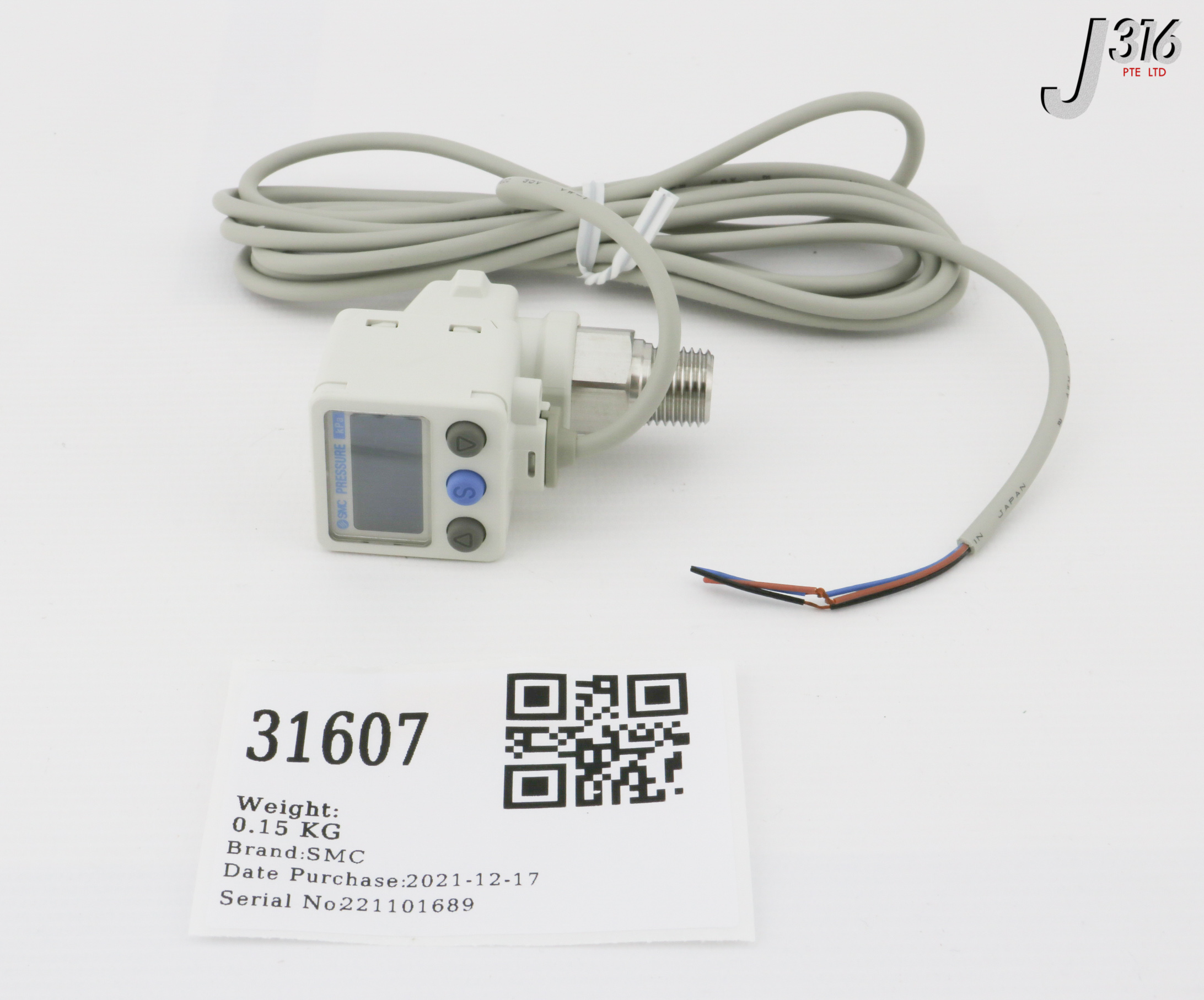 31607 SMC DIGITAL PRESSURE SWITCH, AMAT 7712-01684 (NEW) ZSE80-02L-P