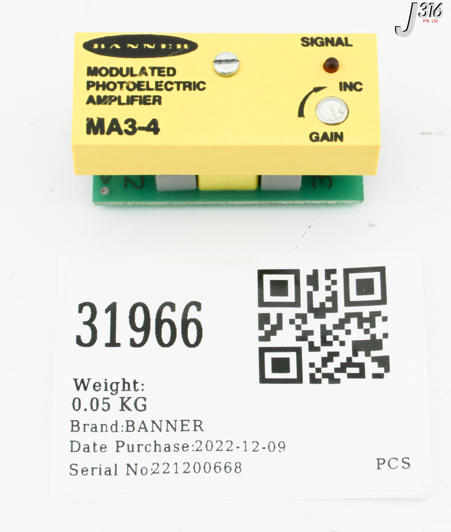 31966 BANNER MODULATED PHOTOELECTRIC AMPLIFIER W/ SOCKET RS8-29754 MA3-4