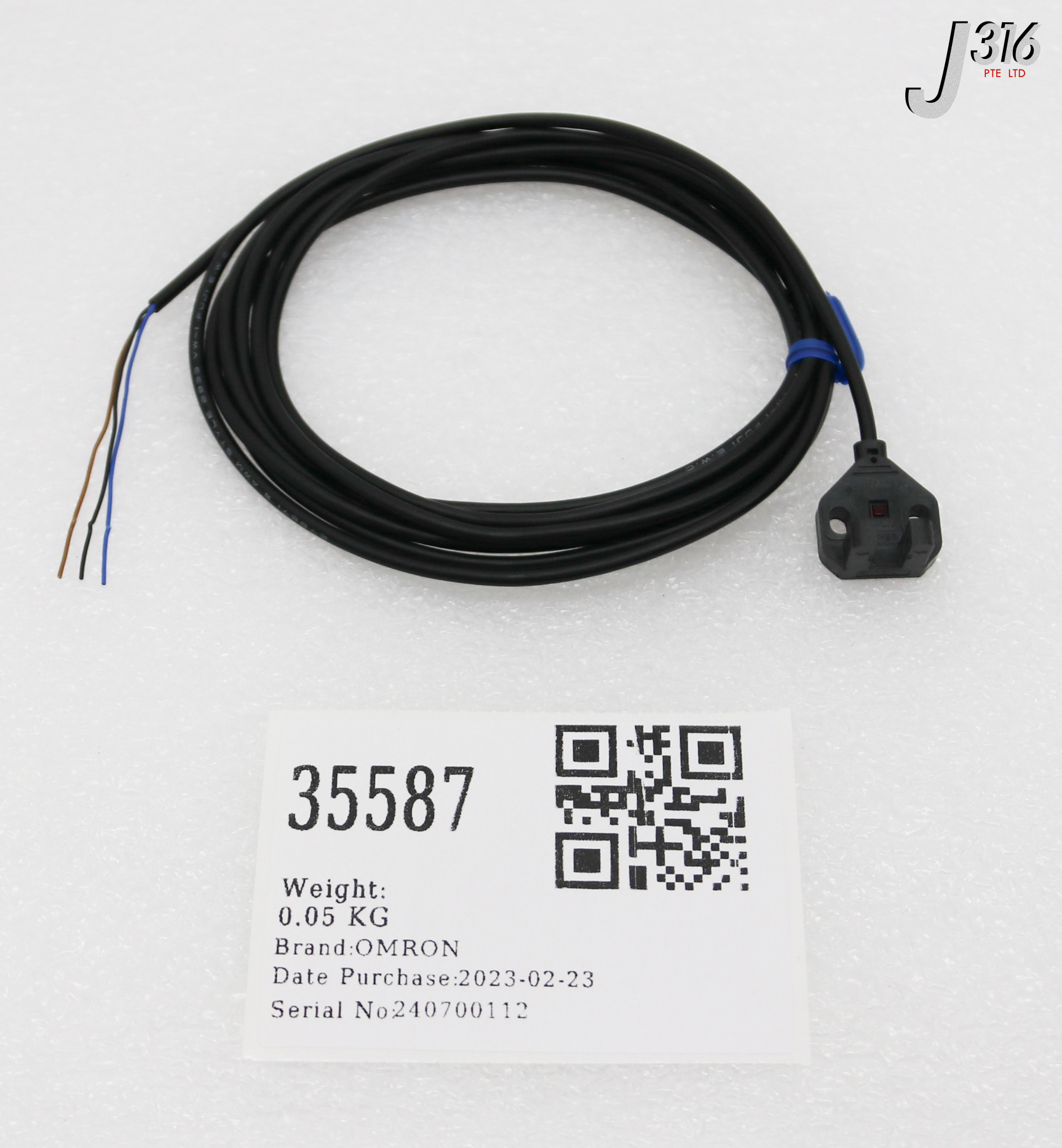 35587 OMRON PHOTOELECTRIC SENSOR, THROUGH-BEAM, 2M (NEW) EE-SX771