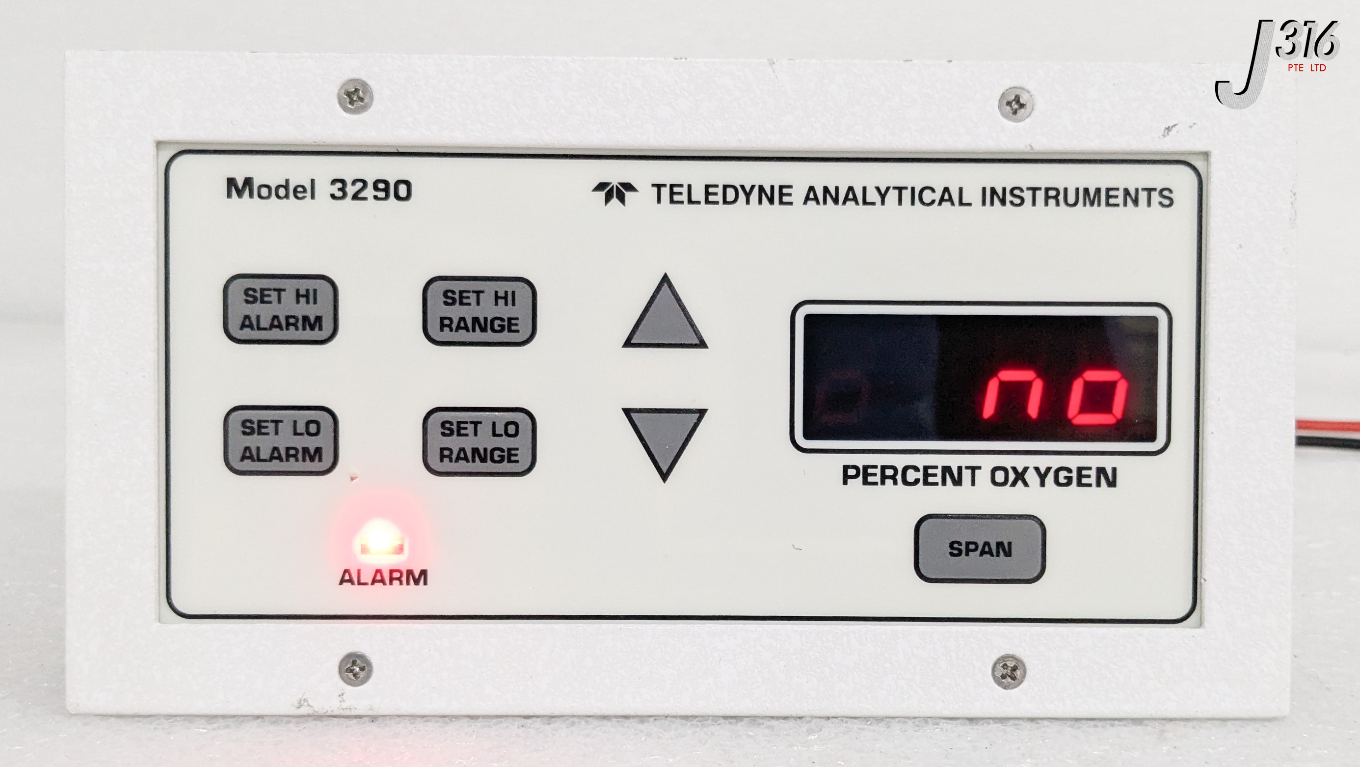 36986 TELEDYNE PERCENT OXYGEN ANAYLYZER, MODEL 3290 W/ SENSOR B75452 3290Z