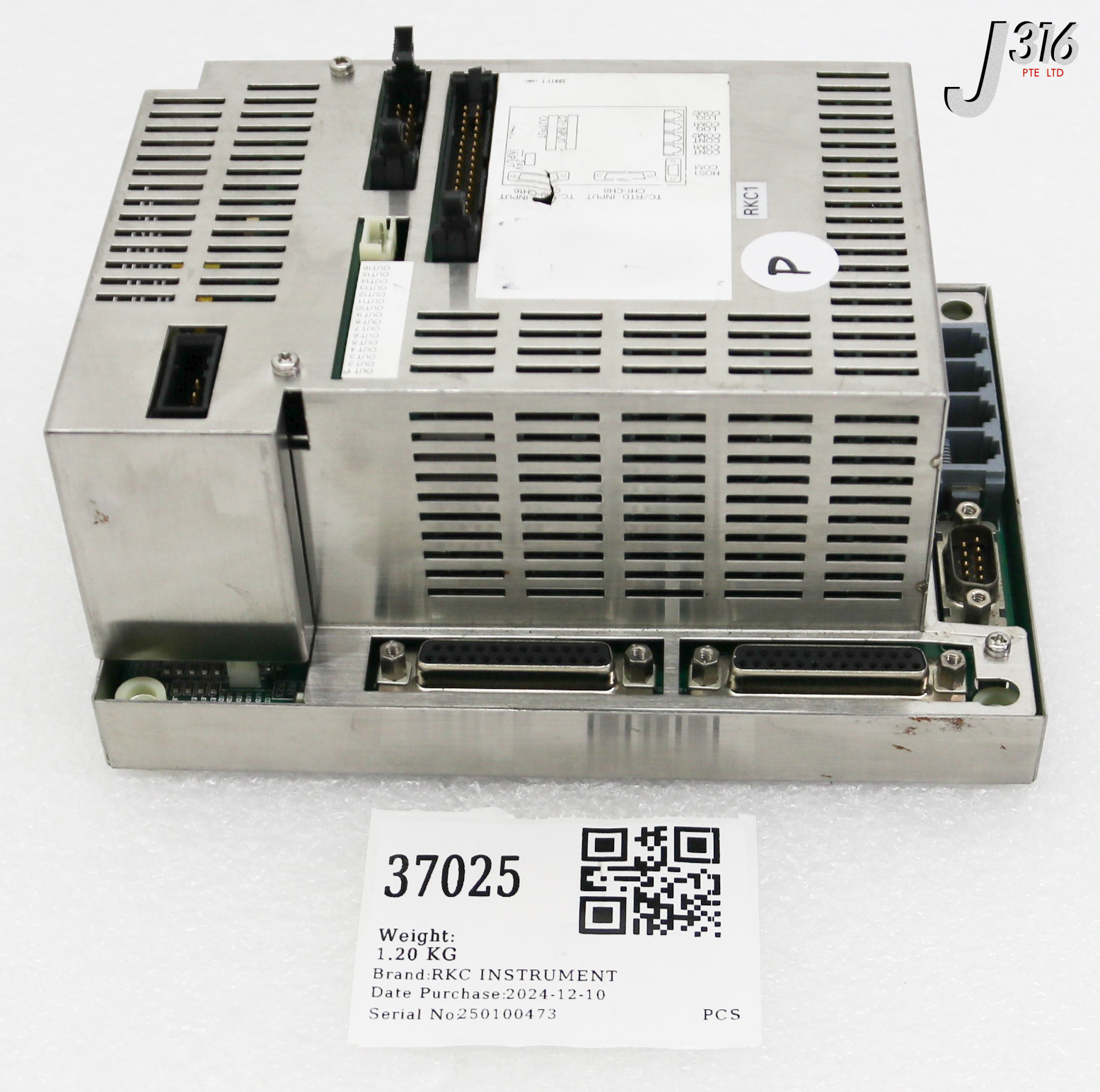 37025 RKC INSTRUMENT TEMPERATURE CONTROLLER REX-B871*NN-CS2B2