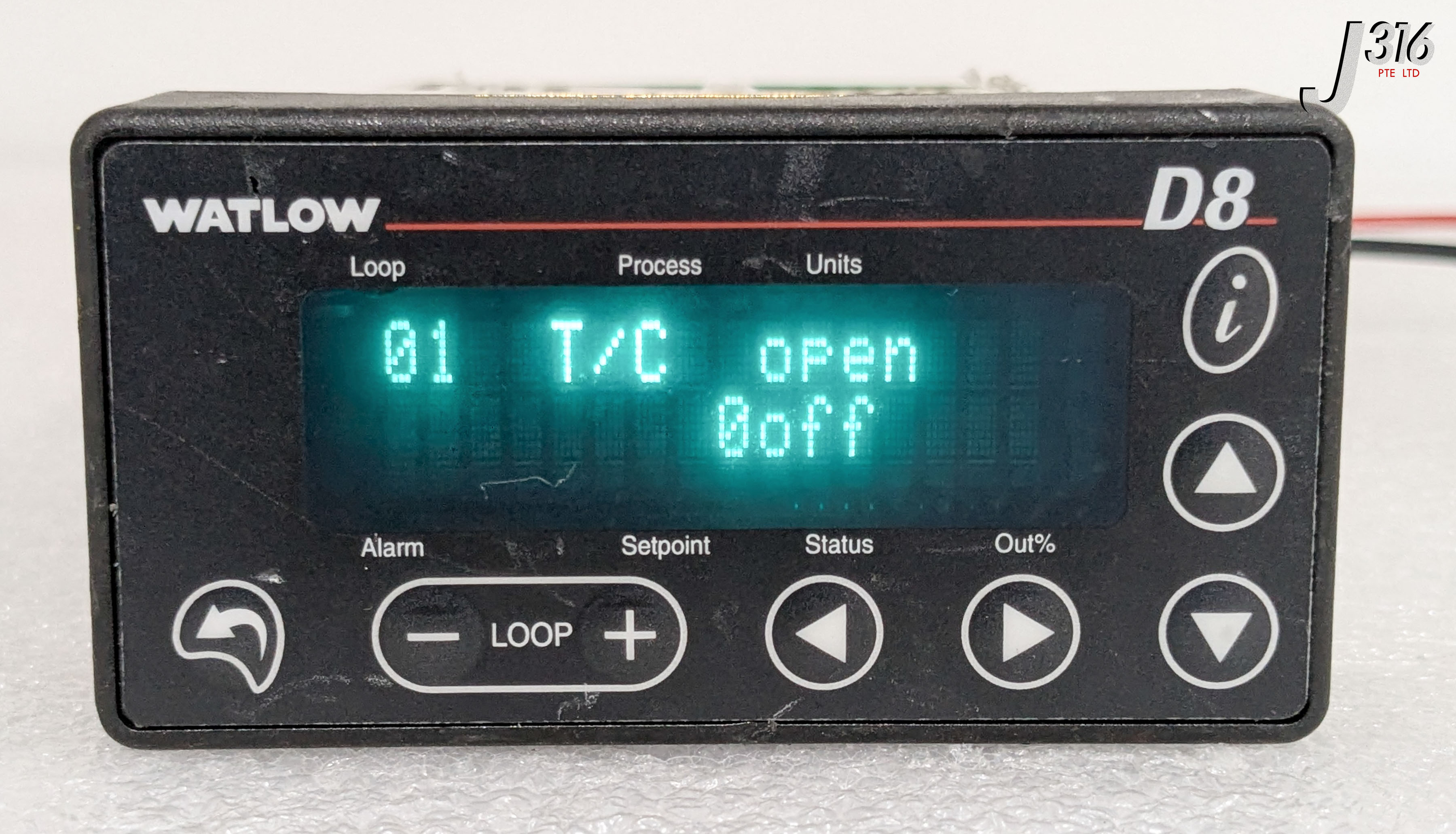 38119 WATLOW TEMPERATURE CONTROLLER, D8, AMAT 0190-29681 D881-0000-1000
