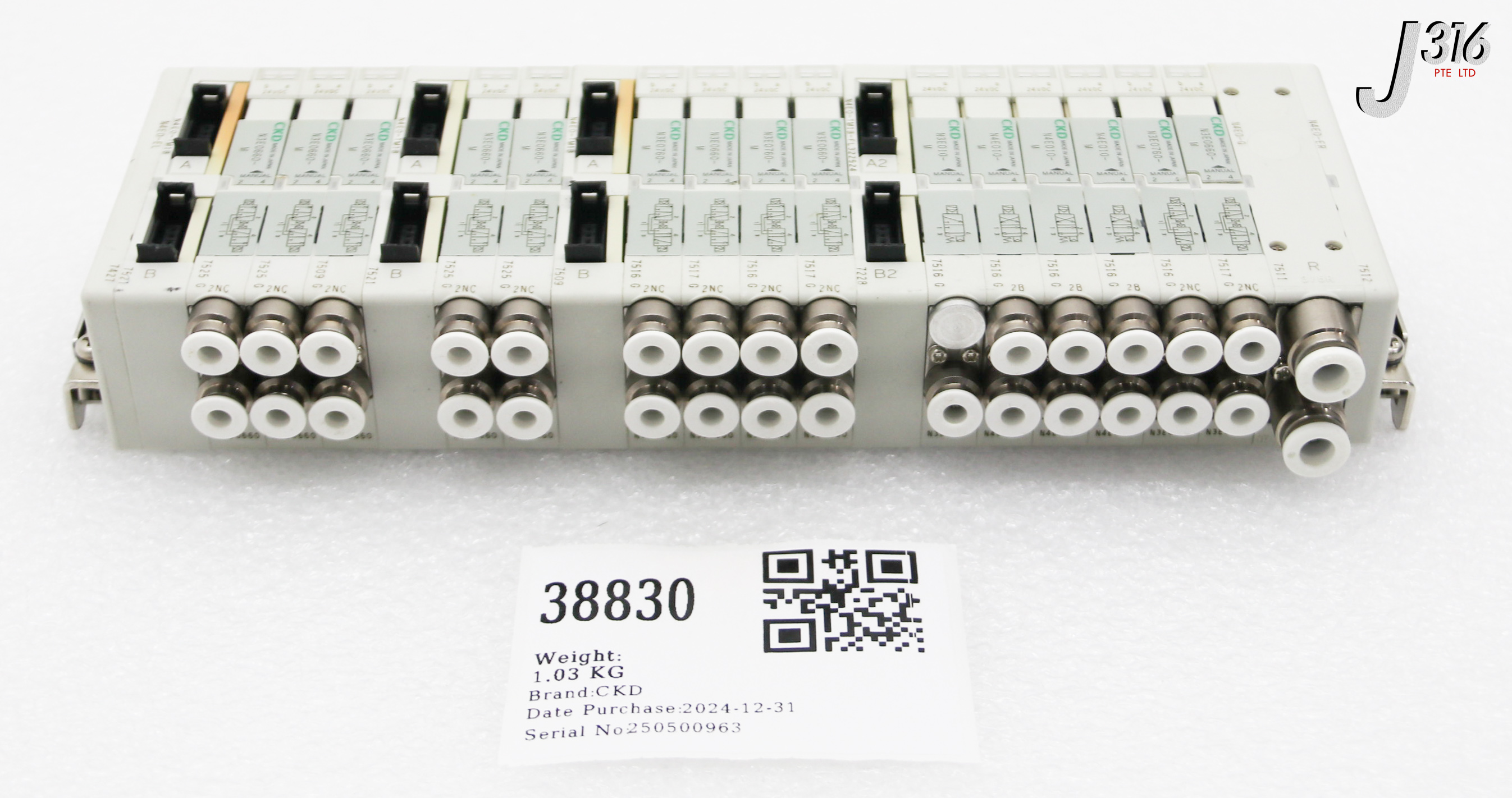 38830 CKD 15-SLOT SOLENOID TERMINAL BLOCK N3E0660-M