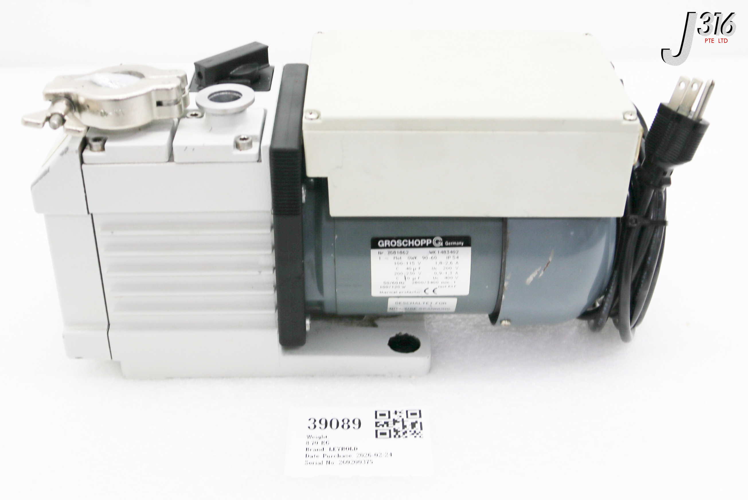 39089 LEYBOLD VACUUM PUMP, DUAL STAGE ROTARY VANE PUMP, 11227 (PARTS) D1,6B