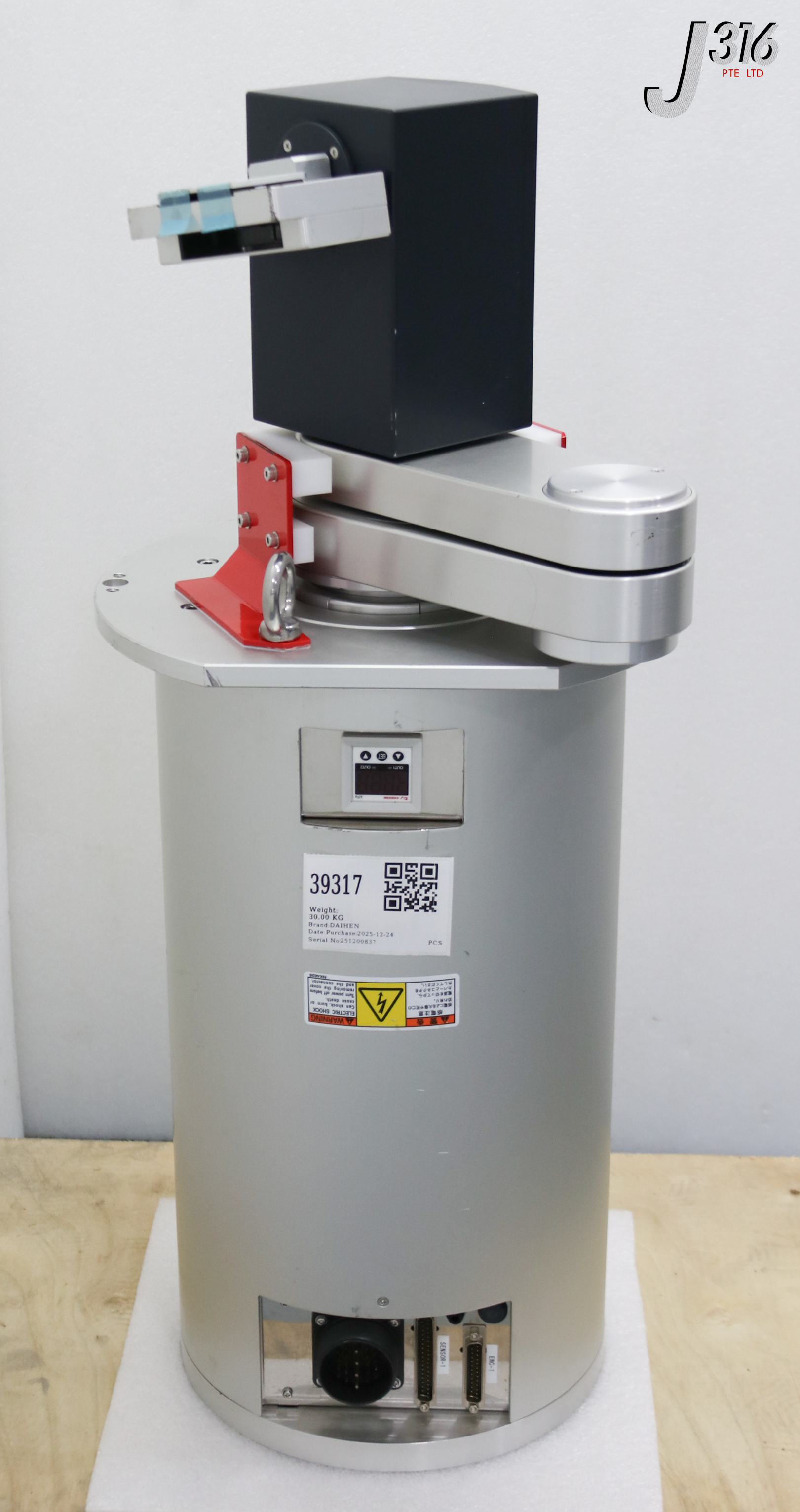 39317 DAIHEN HANDLING ROBOT UTX-FT5501R
