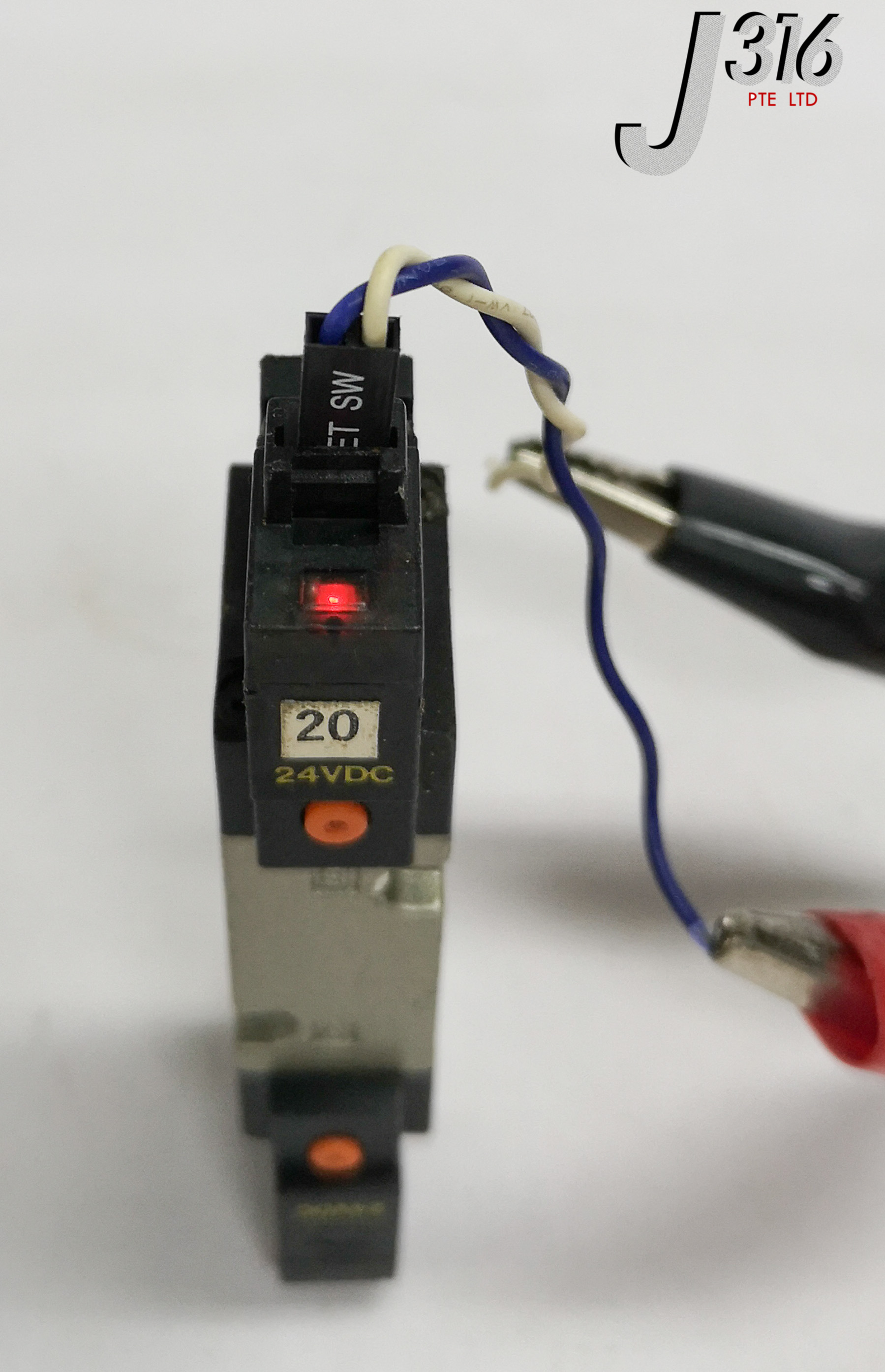 4391 SMC SOLENOID VALVE NVJ5243Y