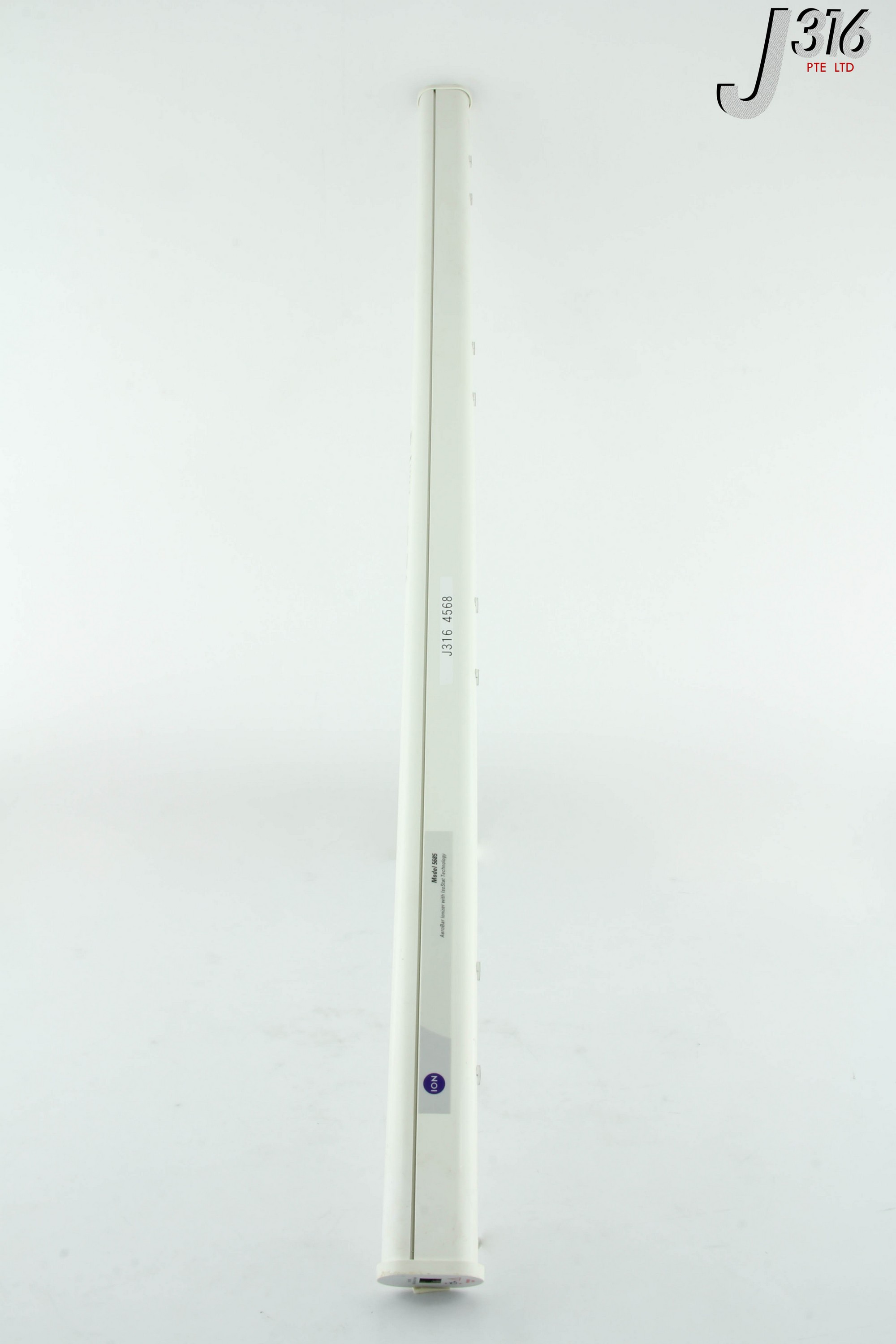 4568 ION SYSTEMS AEROBAR IONIZER WITH ISOSTAT TECHNOLOGY 113CM 5685