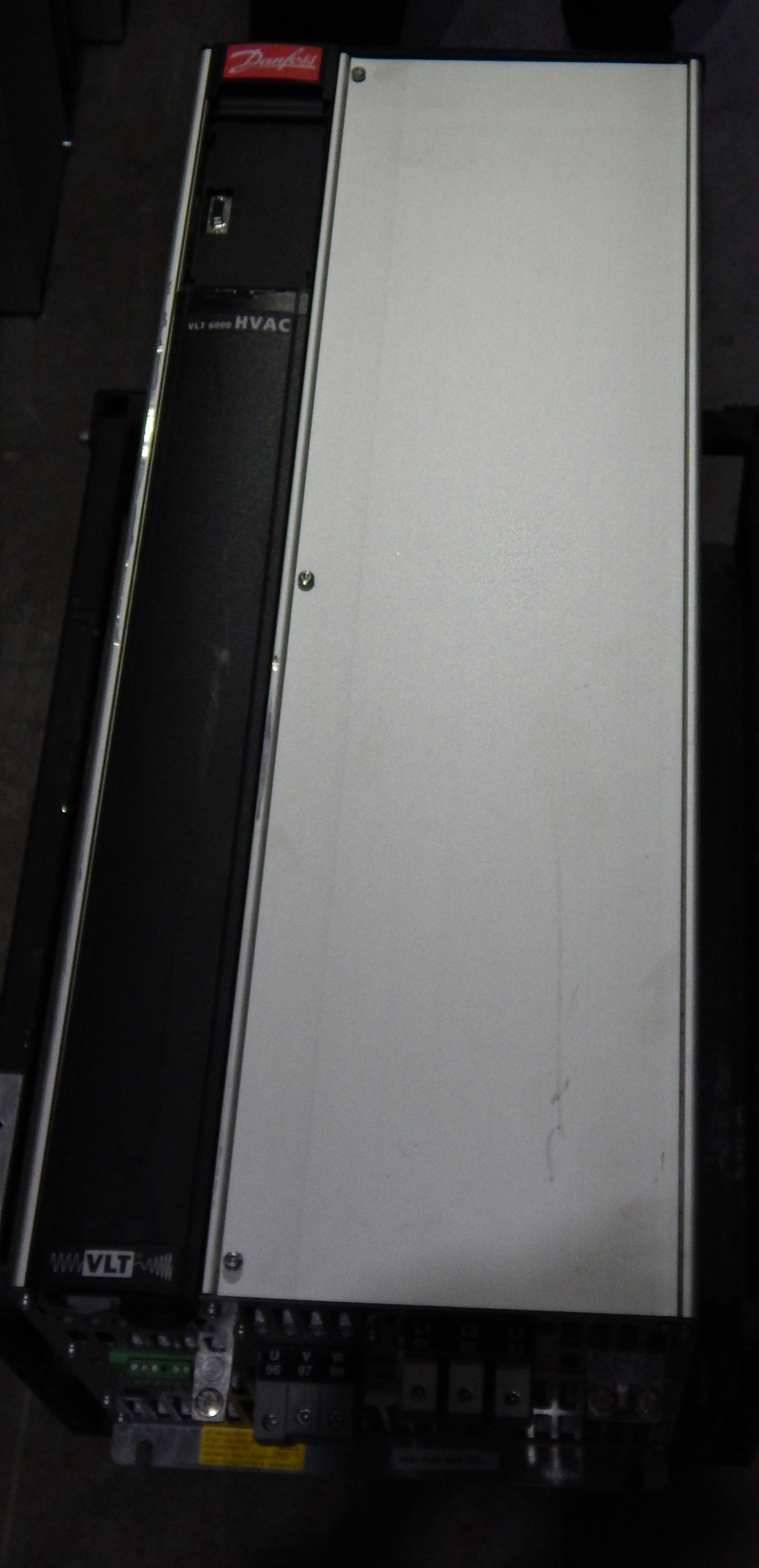 4761 DANFOSS INVERTER DRIVE VLT6000 HVAC