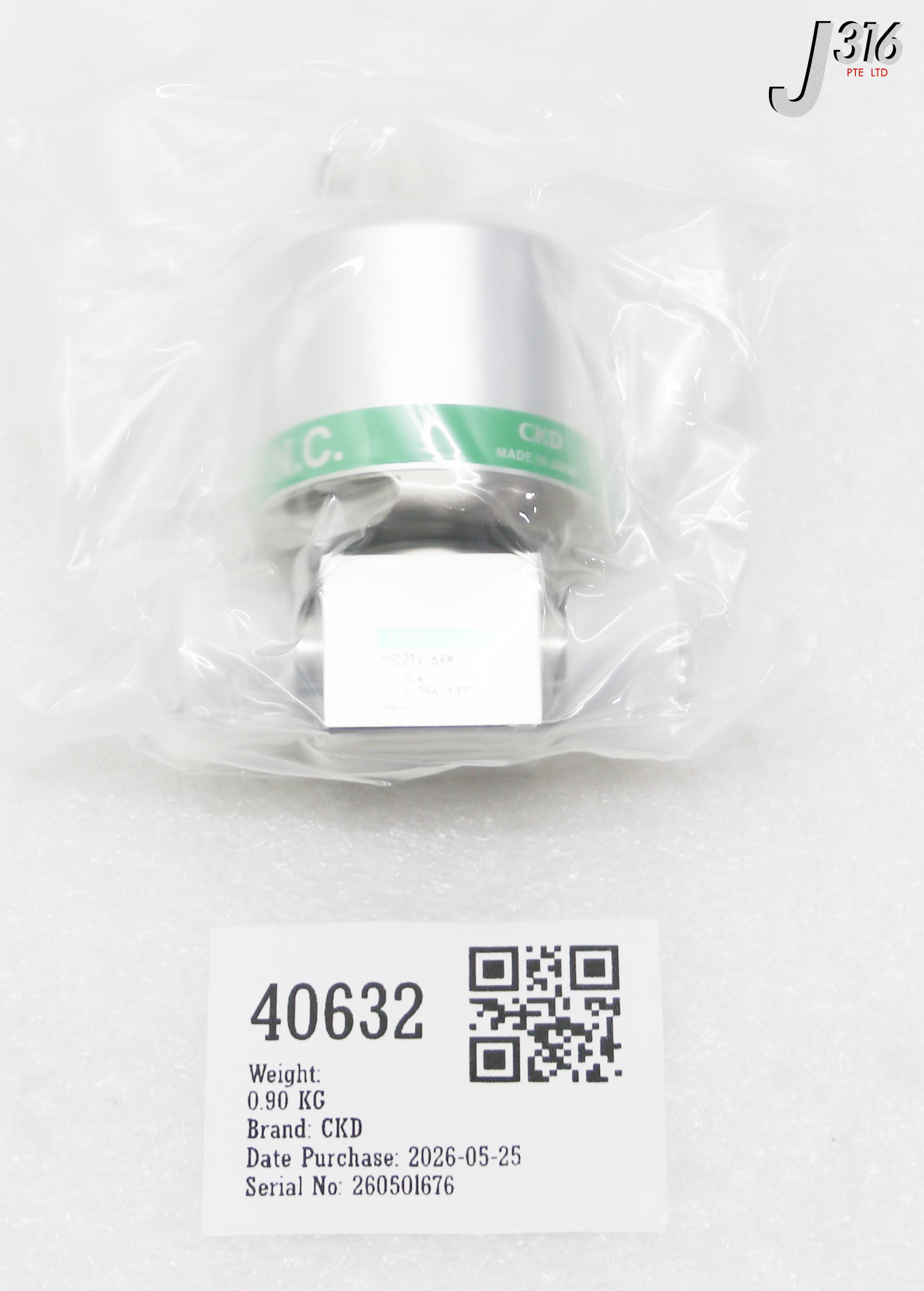 40632 CKD DIAPHRAGM VALVE, O.P. 0.4~0.6MPA, 3/8" JXR MALE JOINT (NEW) AGD21V-6RM-GWL4