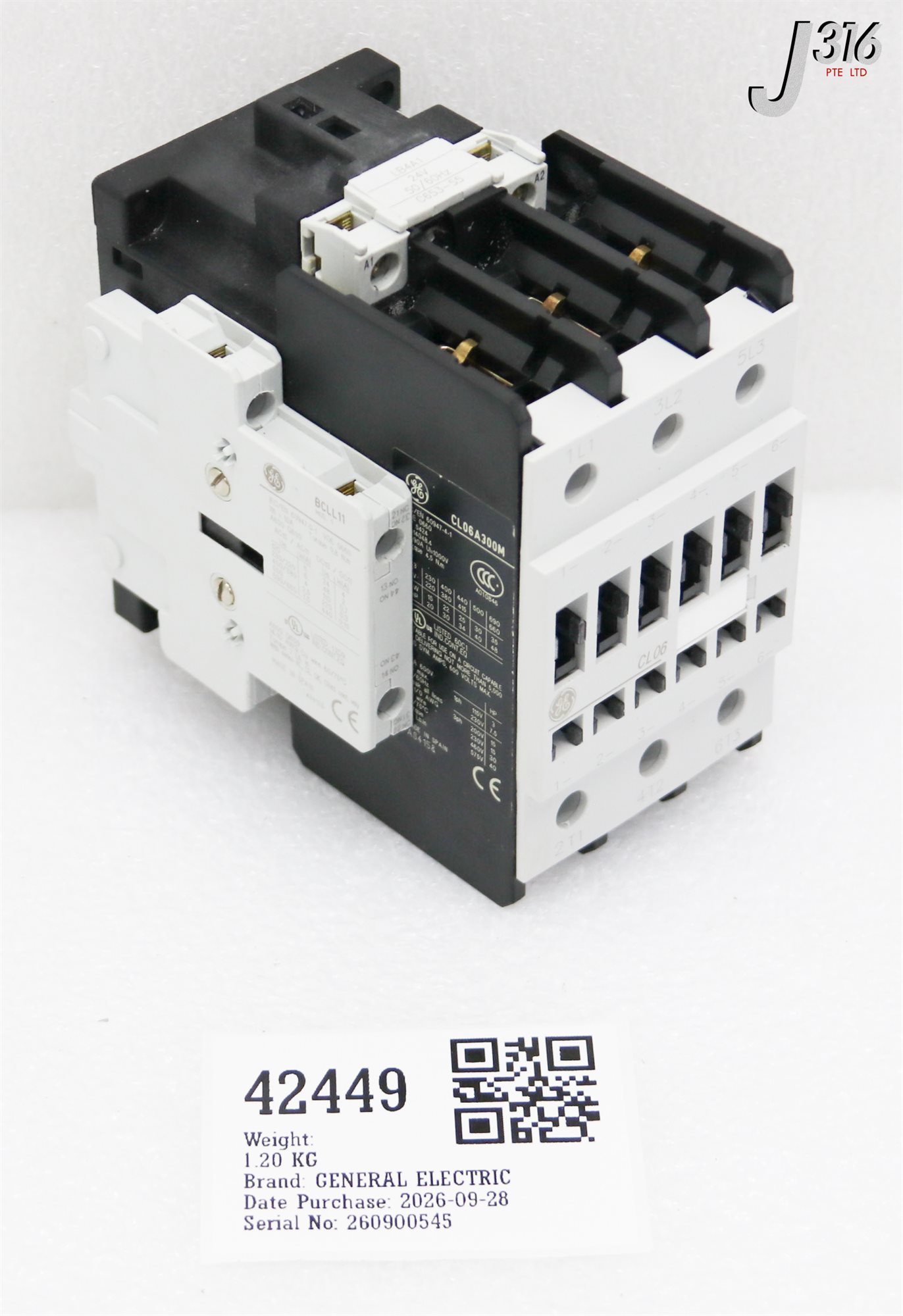 42449 GENERAL ELECTRIC 3-POLE AC CONTACTOR W/ BCLL11 (NEW) CL06A300M