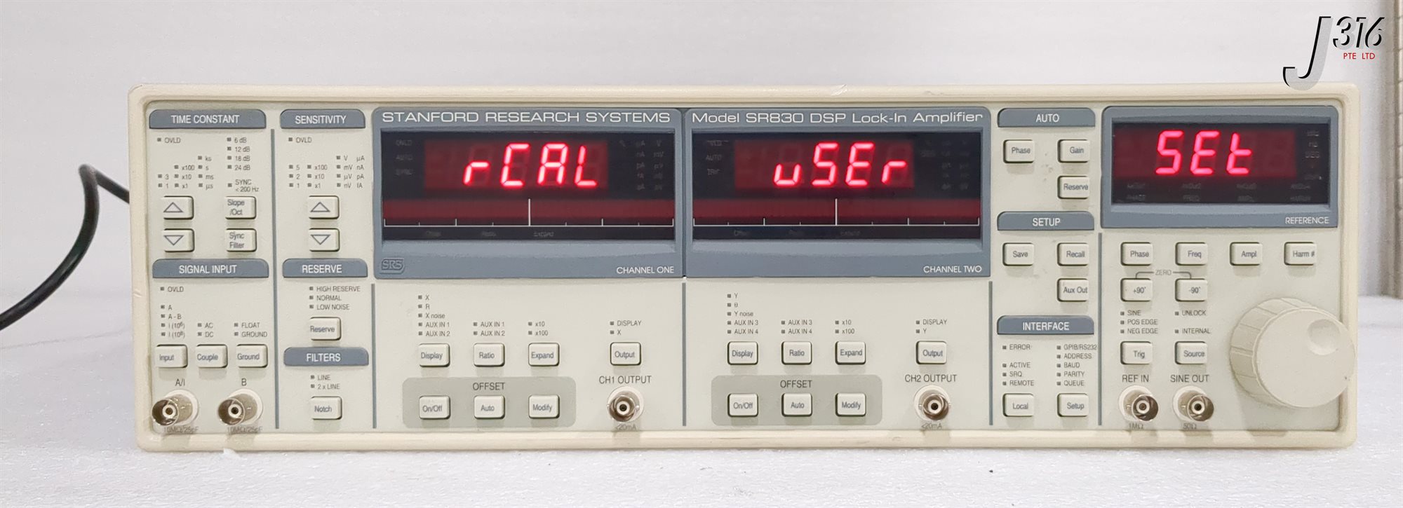 42469 STANFORD RESEARCH SYSTEMS DSP LOCK-IN AMPLIFER SR830