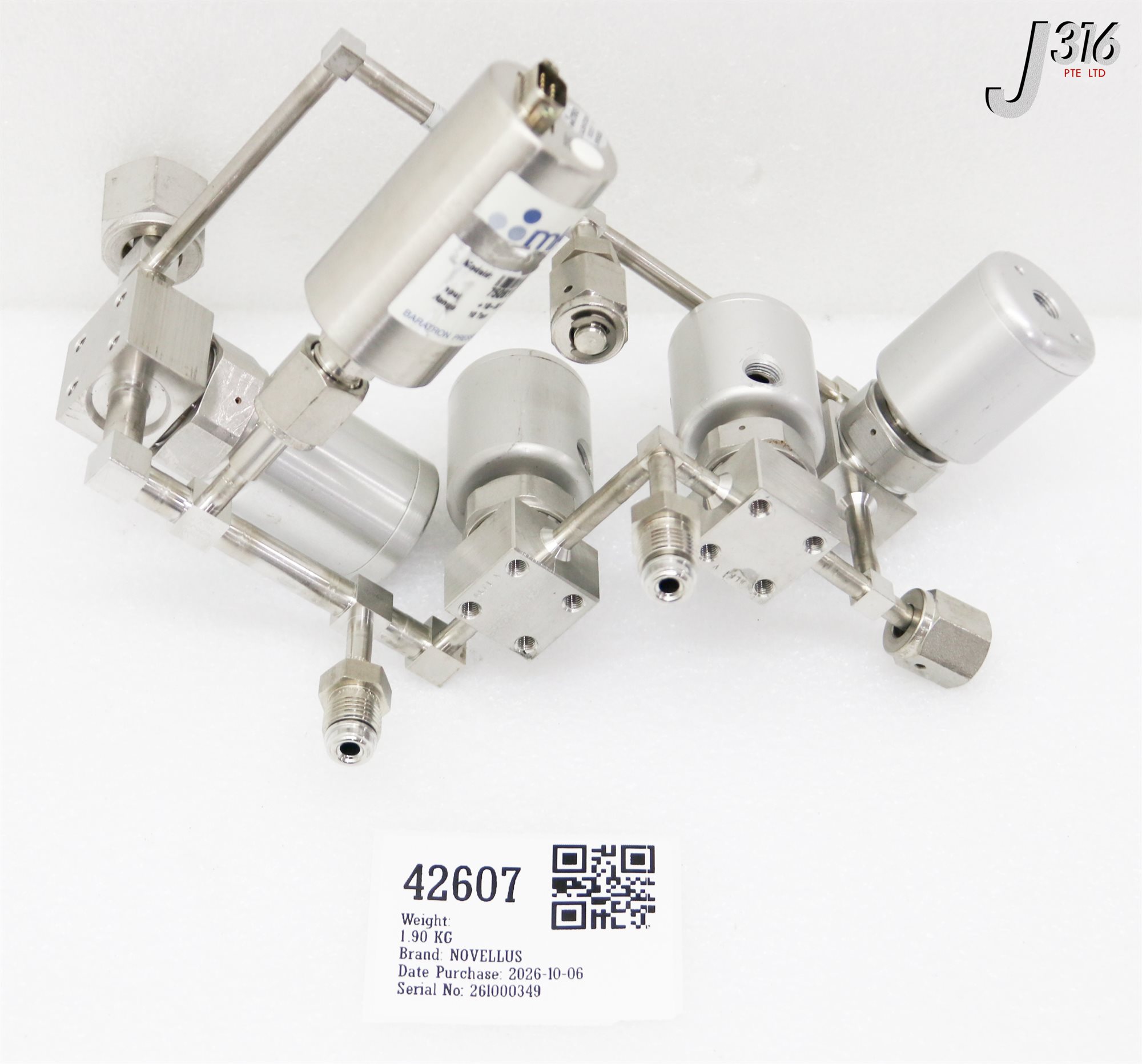 42607 NOVELLUS 6-WAY MANIFOLD 4 VALVE W/ BARATRON PRESSURE TRANSDUCER MKS 750B11TCB2GA 10-143052-00