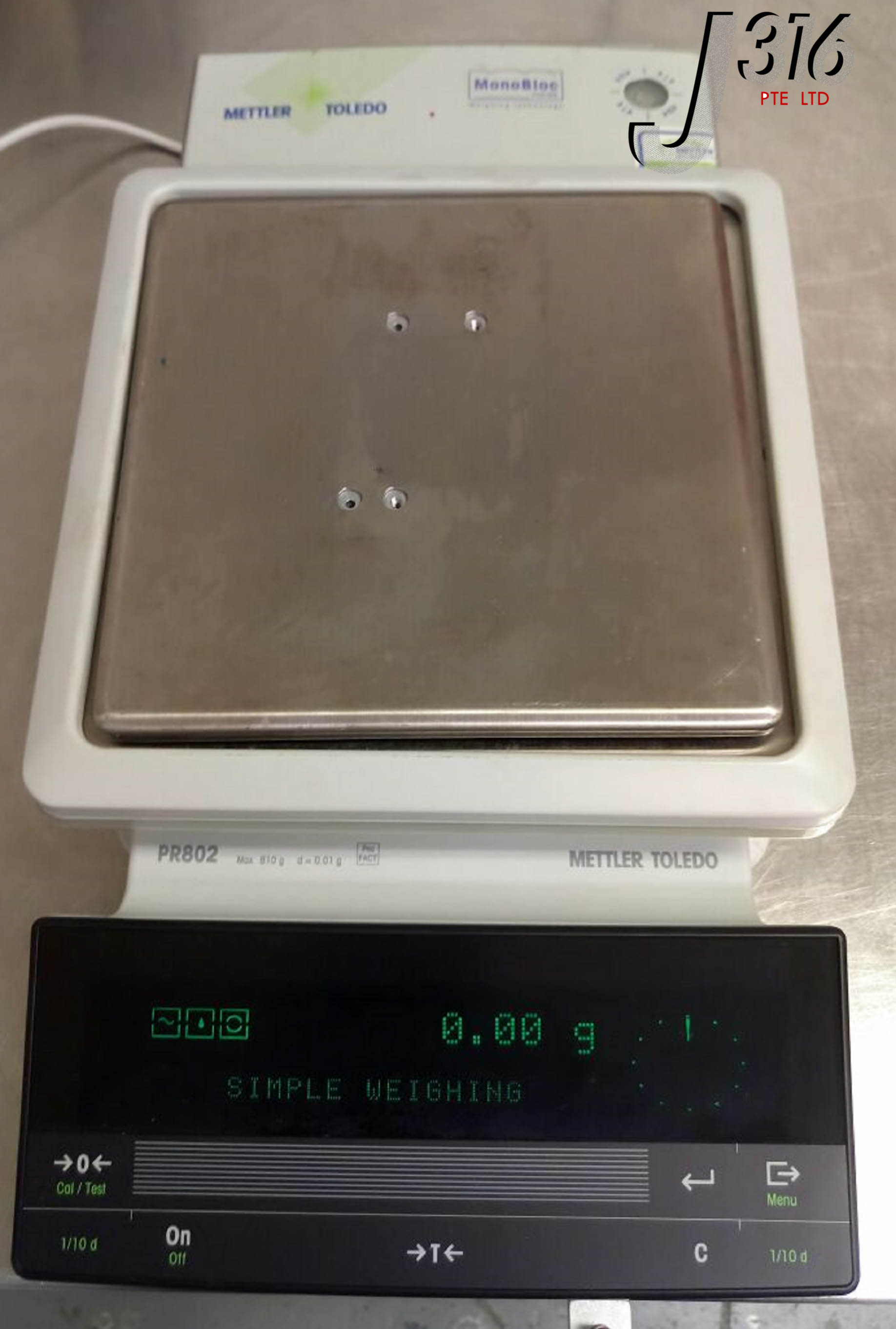 7153 METTLER TOLEDO DIGITAL LAB SCALE 26572121-0 PR802