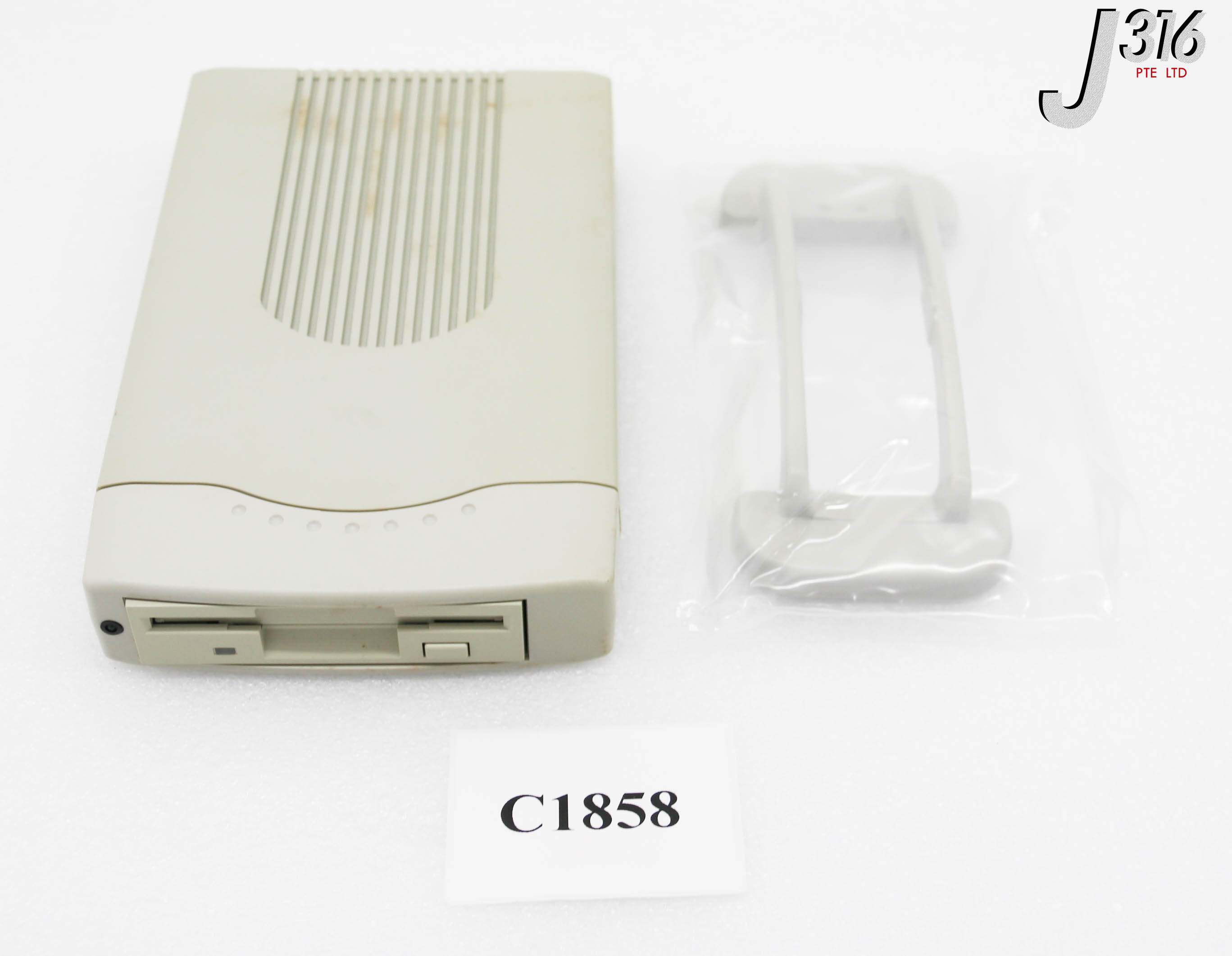 C1858 APPLIED MATERIALS CMPTR DRIVE FLOPPY 3.5" EXTERNAL LPT2, PC5-FDC 0650-00088