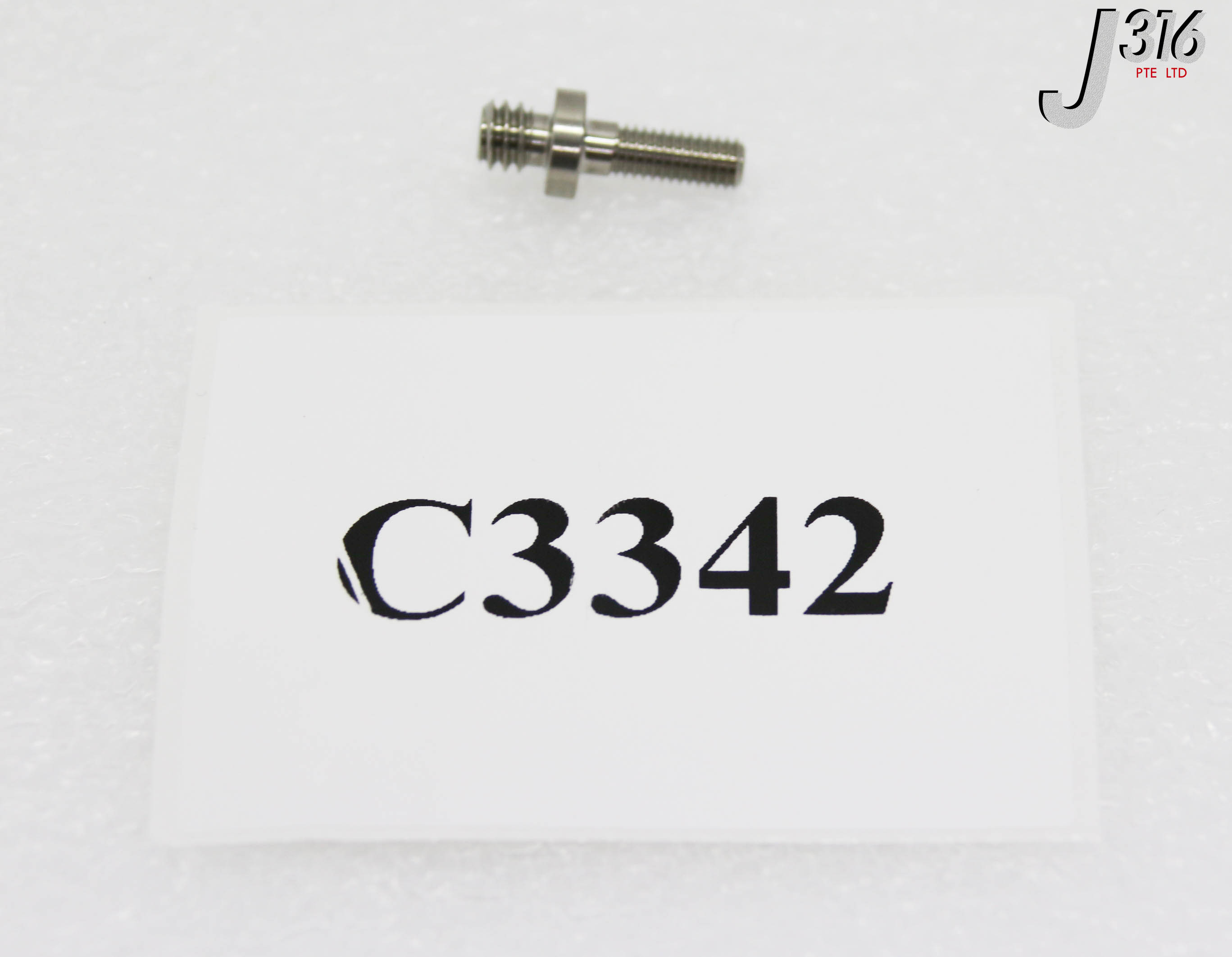 C3342 LAM RESEARCH BOLT, CAPPED, CLAMP RETAINING (NEW) 715-011925-001
