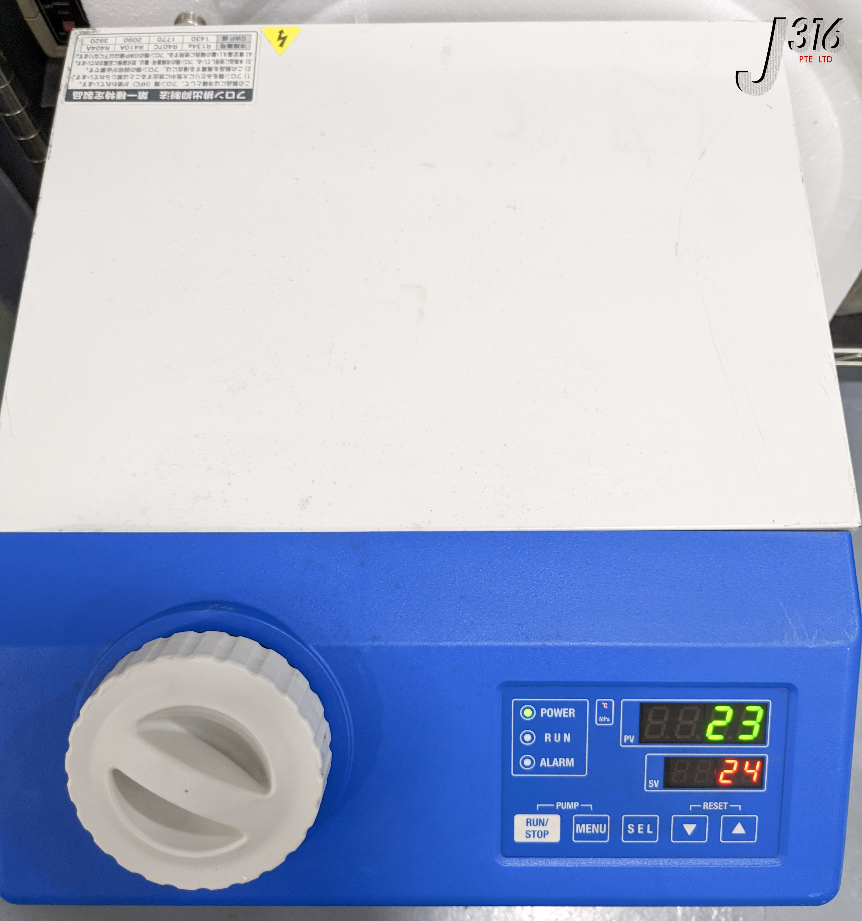 C3949 SMC THERMO- CHILLERS HRSE012-A-10