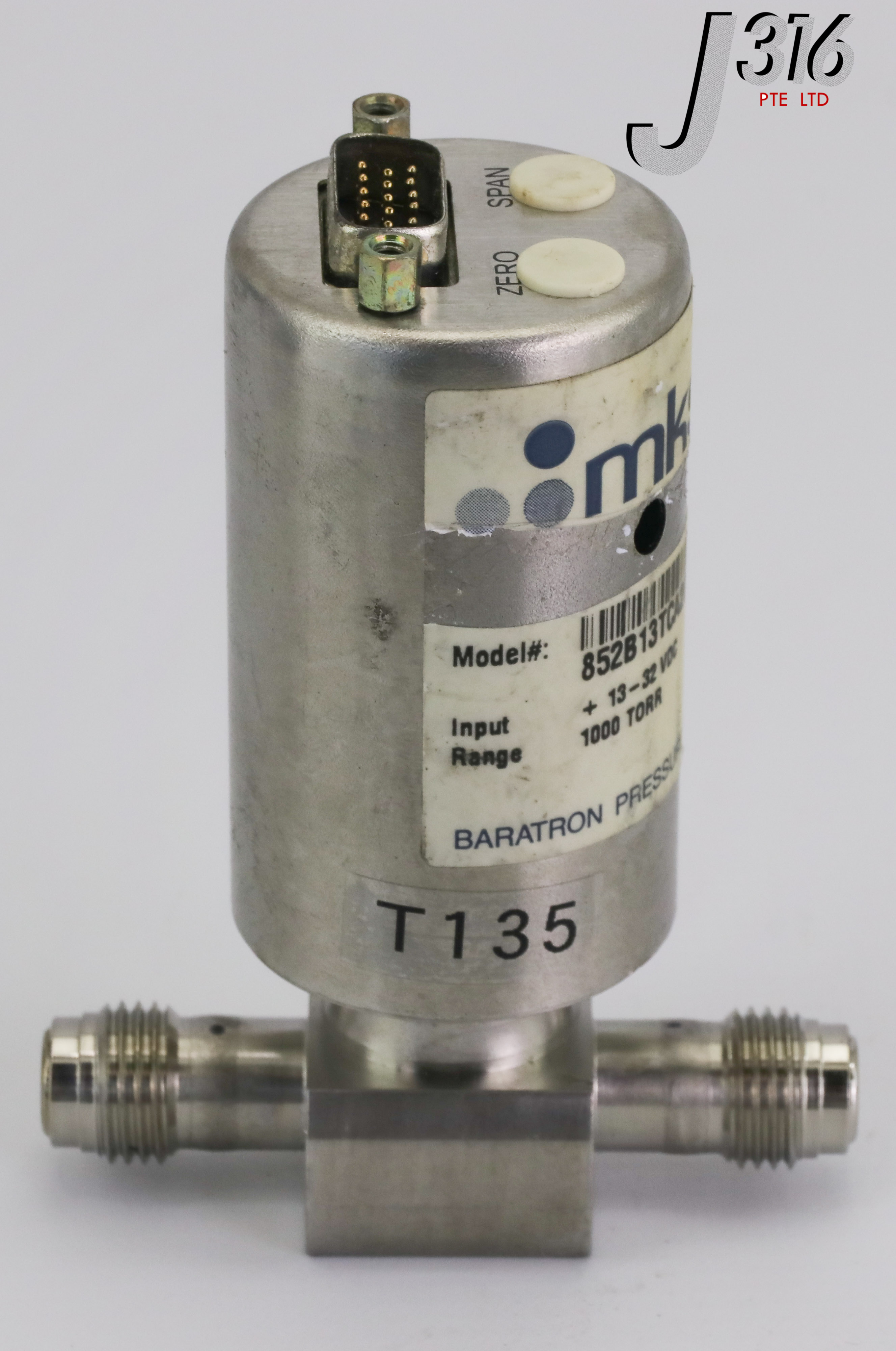 T135 MKS BARATRON PRESSURE TRANSDUCER, 1000TORR 852B13TCA2GC