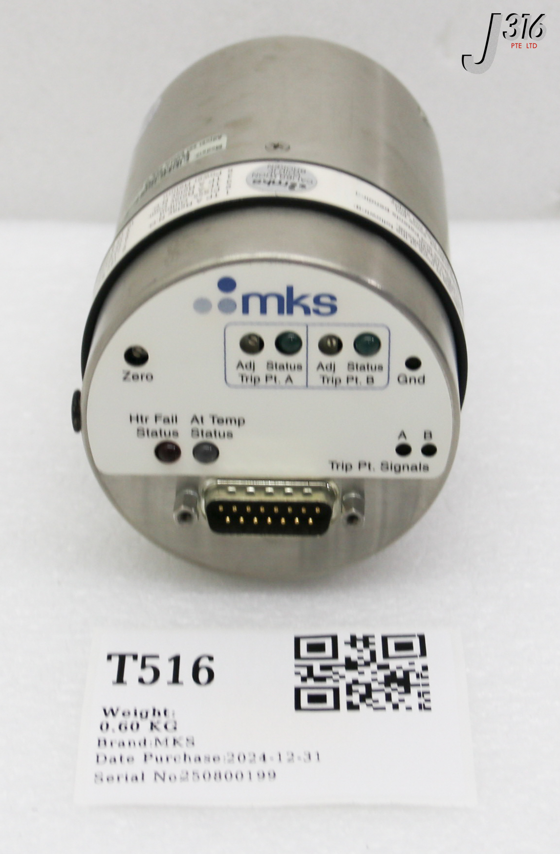 T516 MKS BARATRON CAPACITANCE MANOMETER TYPE 631, 10 TORR 631C11T8FPBB
